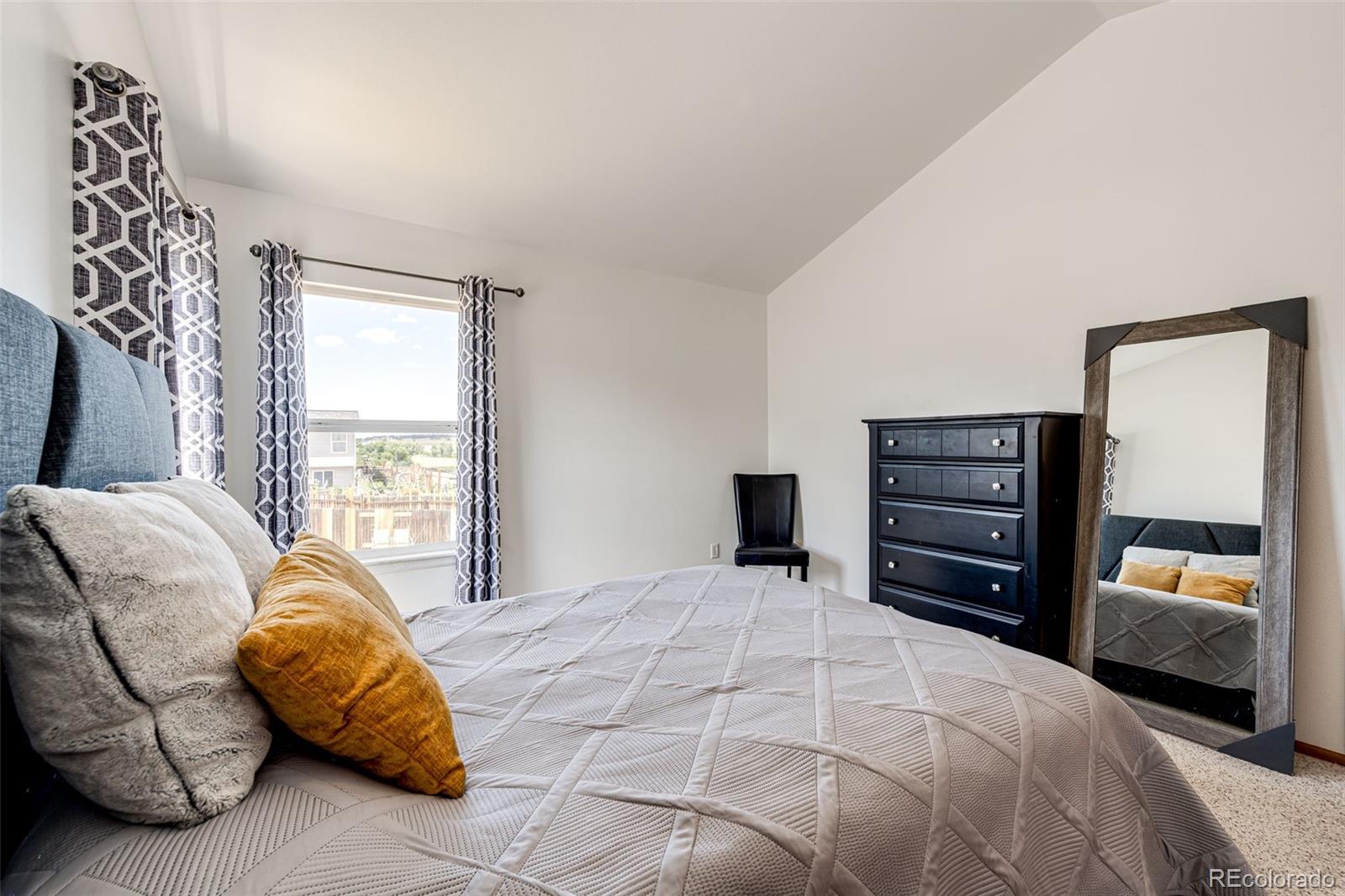 MLS Image #8 for 375 e logan street,elizabeth, Colorado