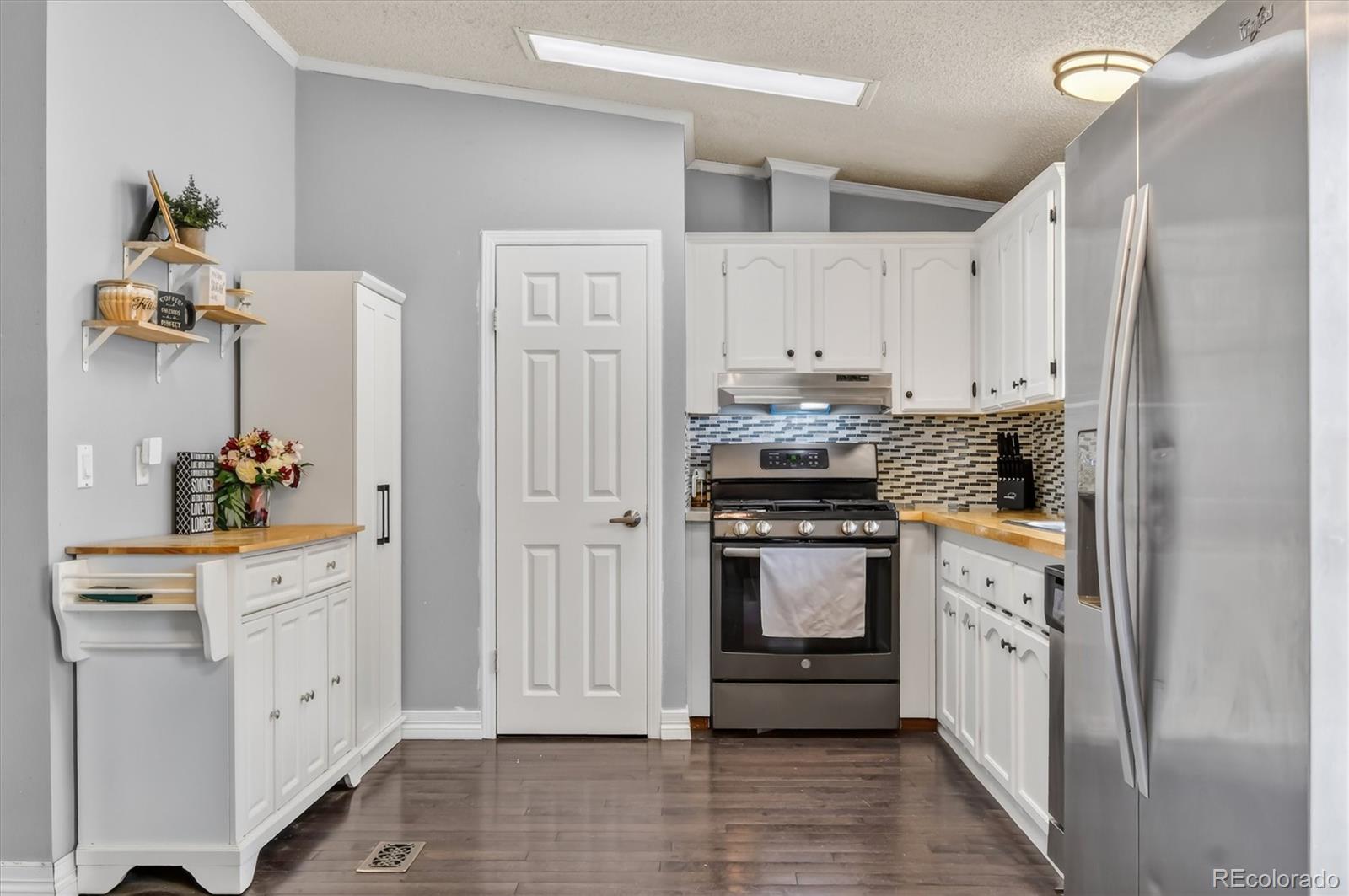 MLS Image #8 for 213  versailles street,lochbuie, Colorado