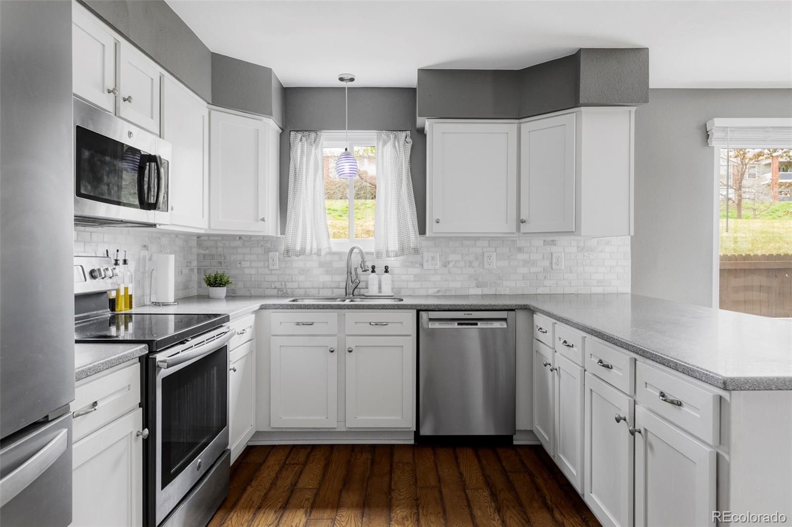 MLS Image #10 for 552 w jamison place,littleton, Colorado