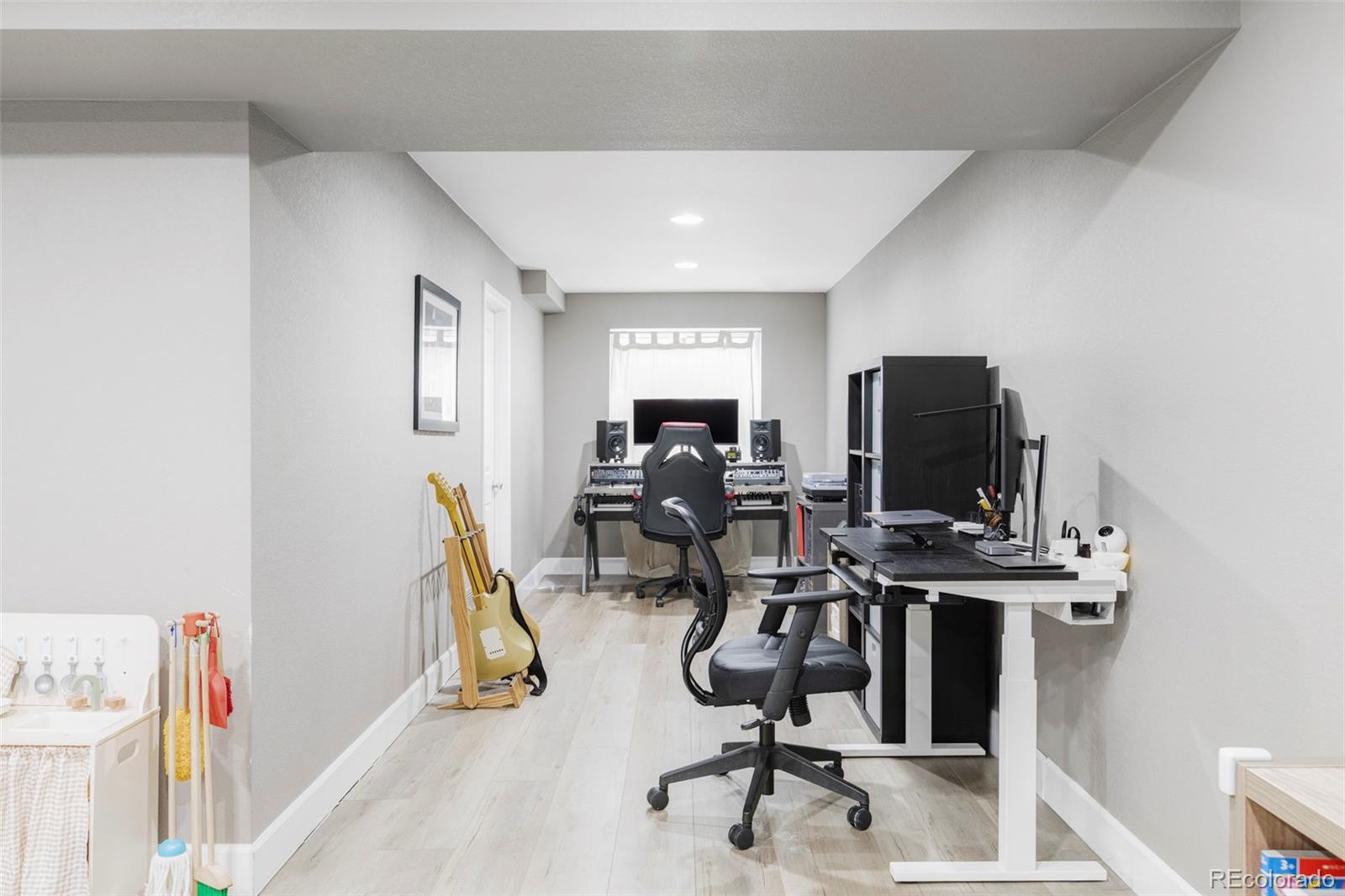 MLS Image #24 for 552 w jamison place,littleton, Colorado