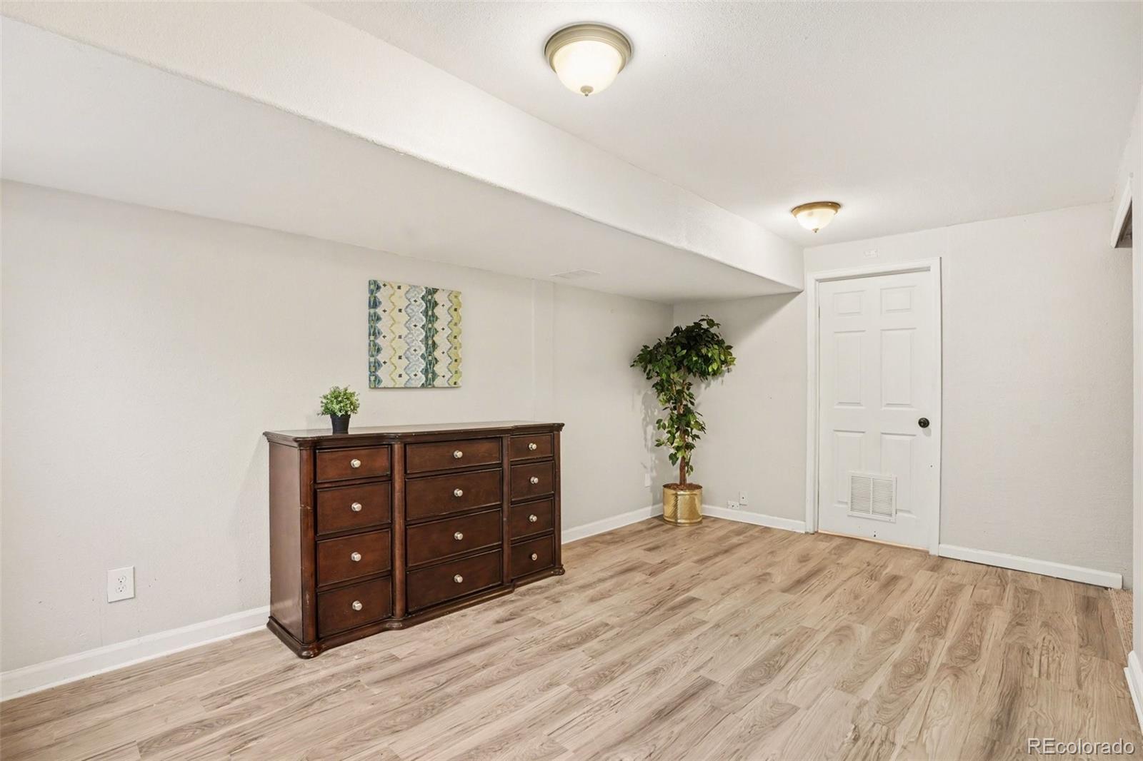 MLS Image #8 for 4019  charleston drive,colorado springs, Colorado