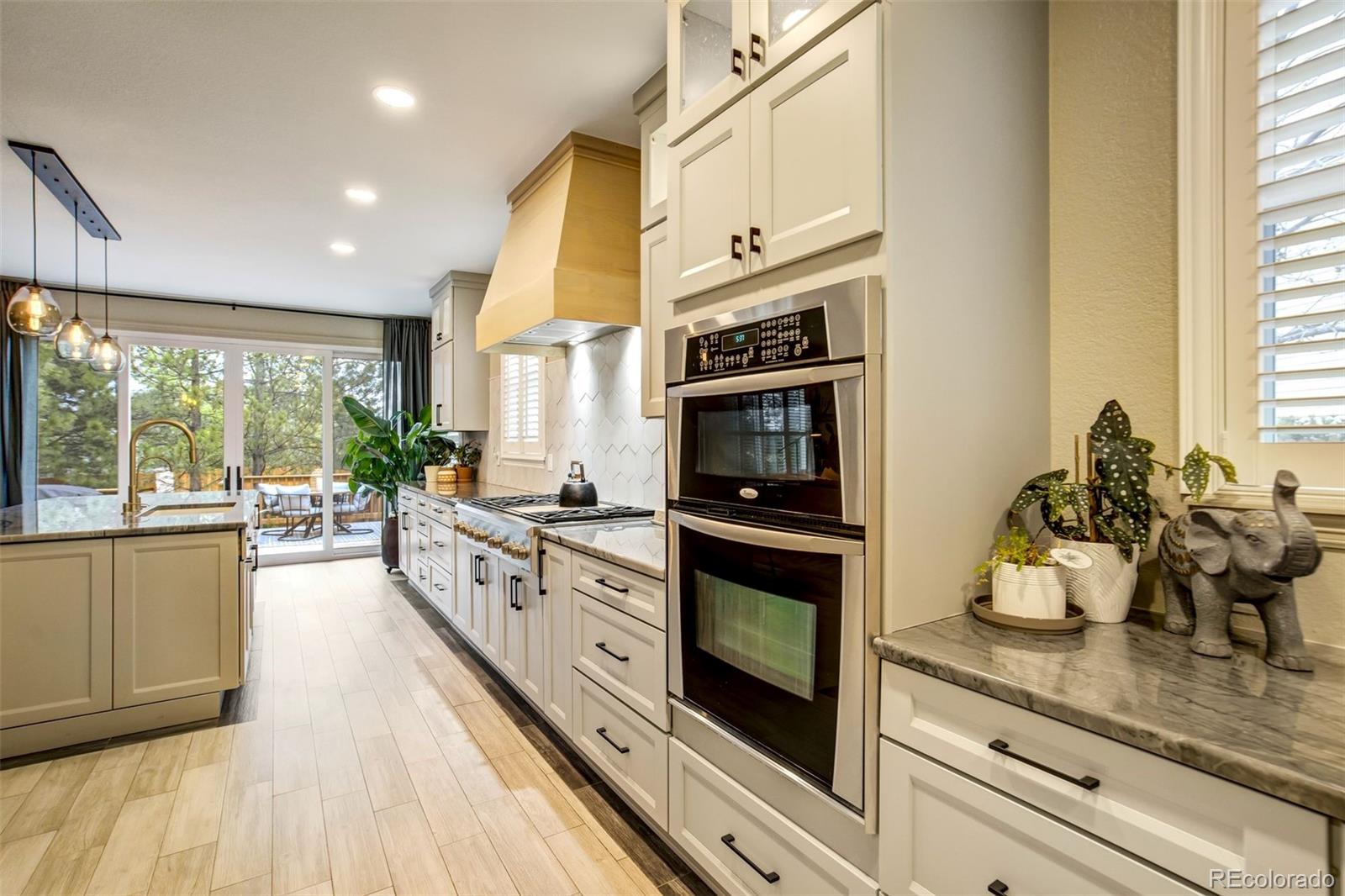 MLS Image #7 for 327  ingleton court,castle pines, Colorado