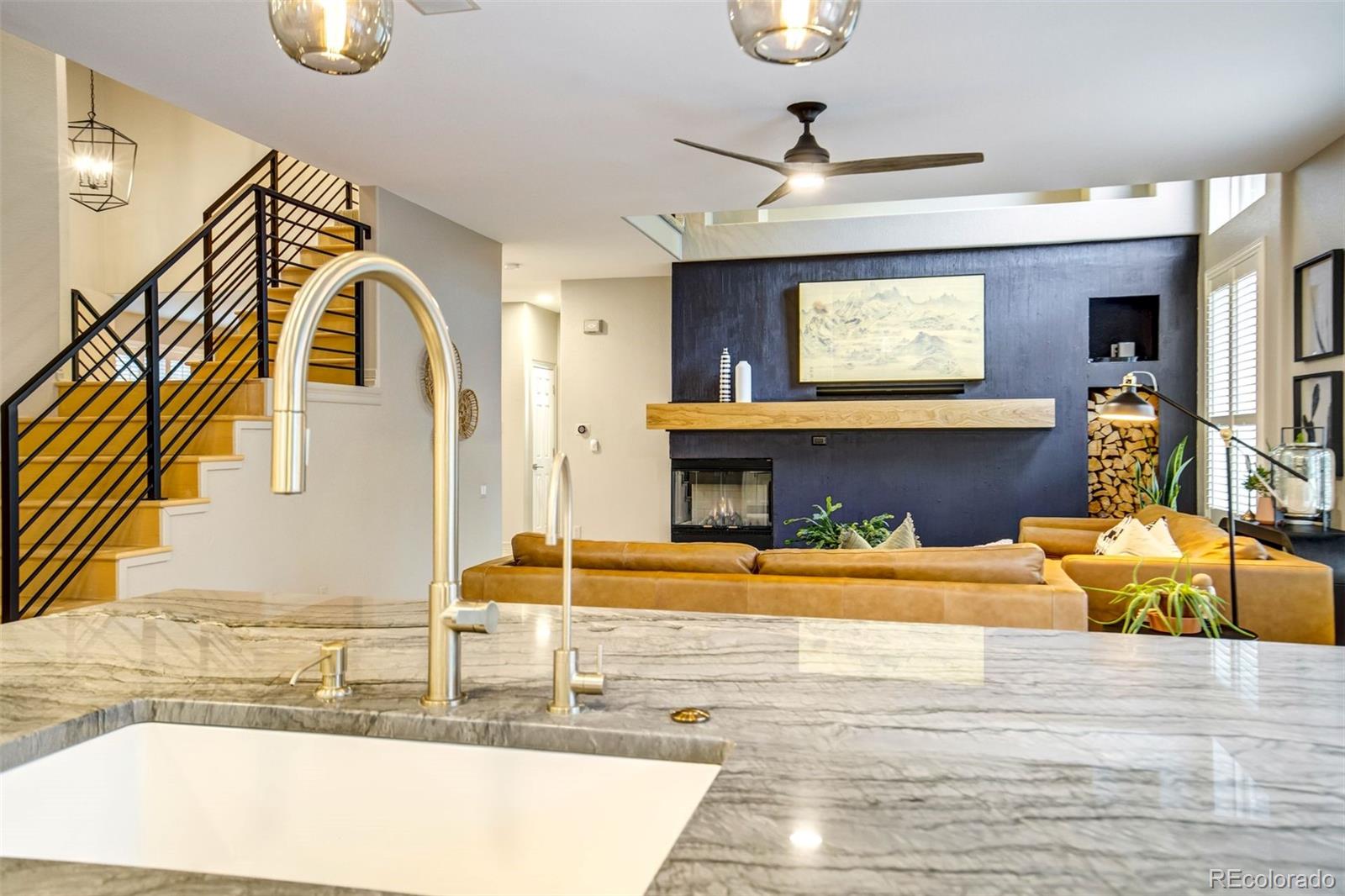 MLS Image #9 for 327  ingleton court,castle pines, Colorado