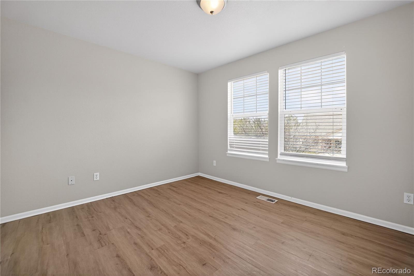 MLS Image #16 for 6111 s kirk street,centennial, Colorado