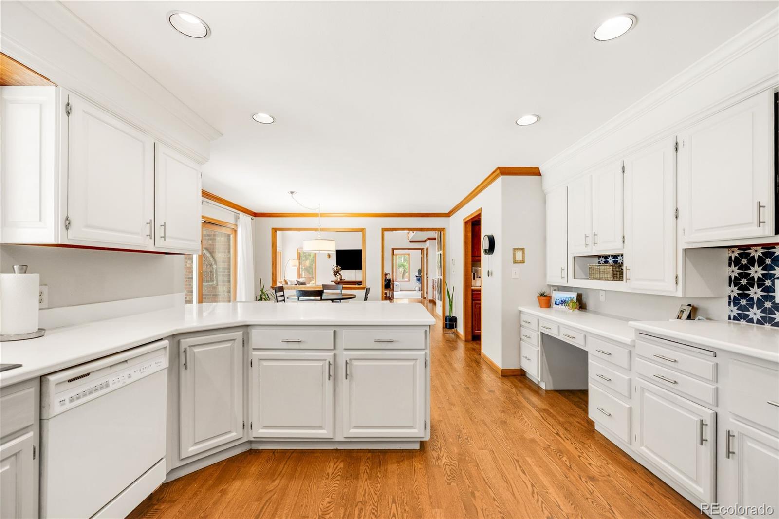 MLS Image #19 for 5754 s kittredge street,centennial, Colorado
