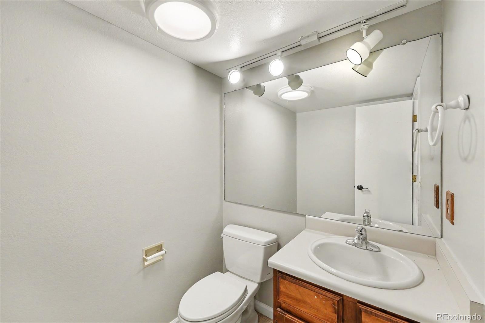 MLS Image #14 for 4138 s mobile circle,aurora, Colorado