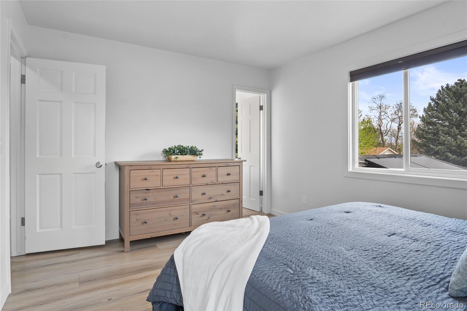 MLS Image #17 for 7439 s teller street,littleton, Colorado