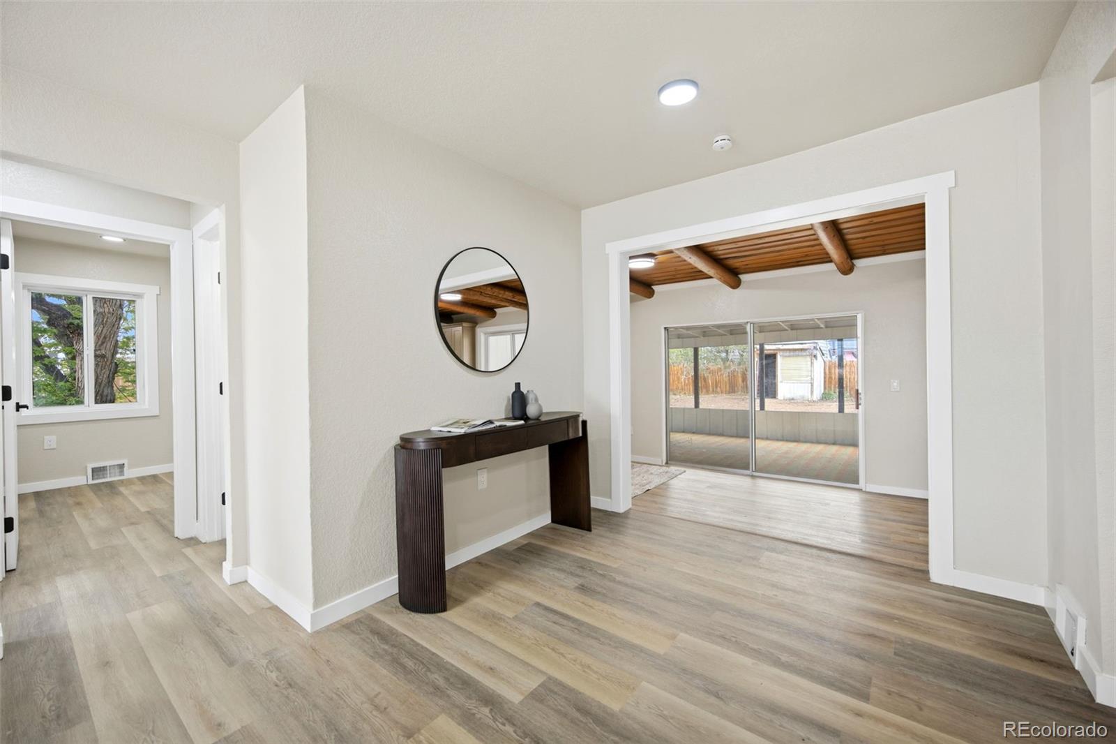 MLS Image #14 for 1995 s hazel court,denver, Colorado