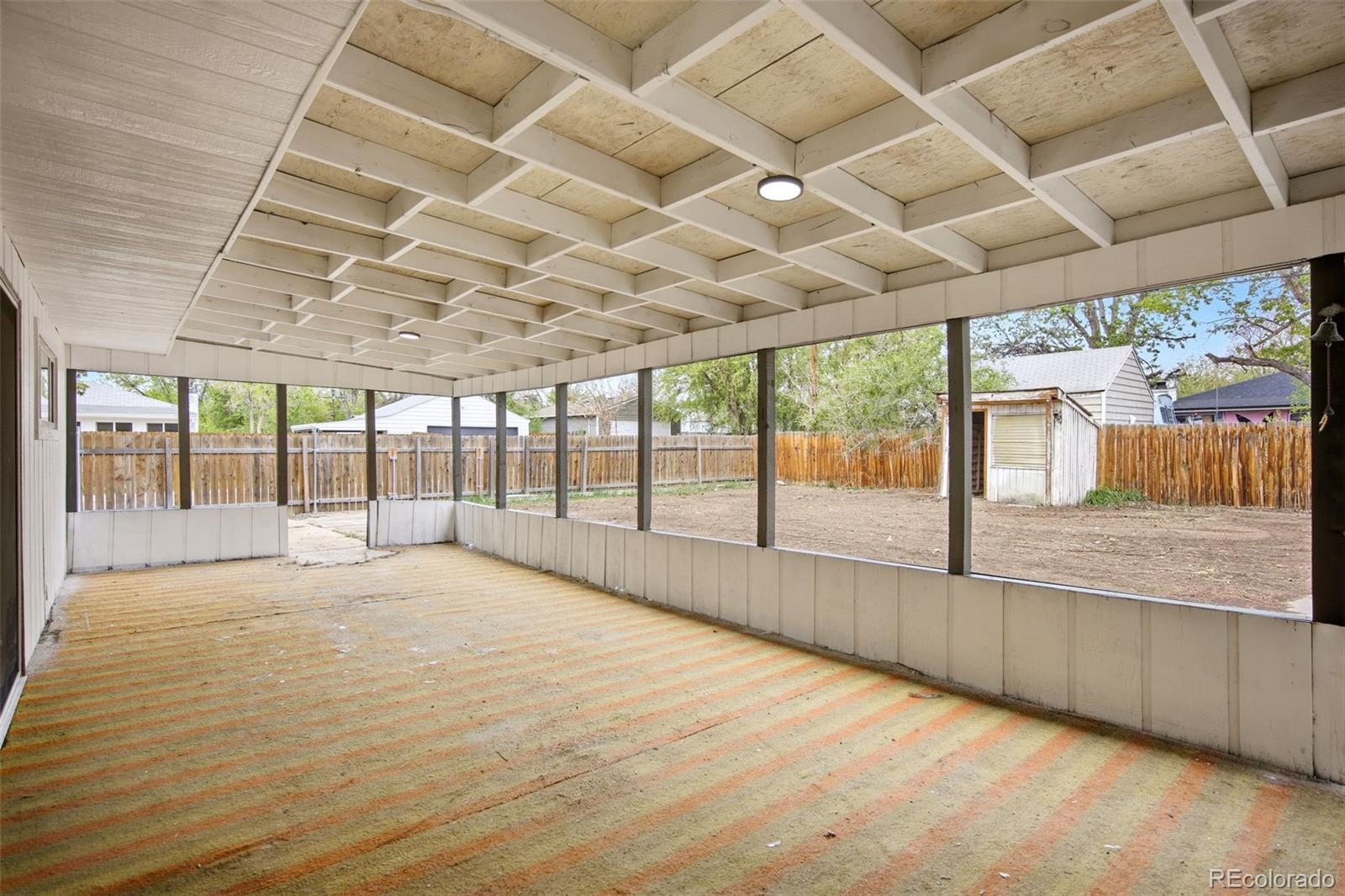 MLS Image #23 for 1995 s hazel court,denver, Colorado