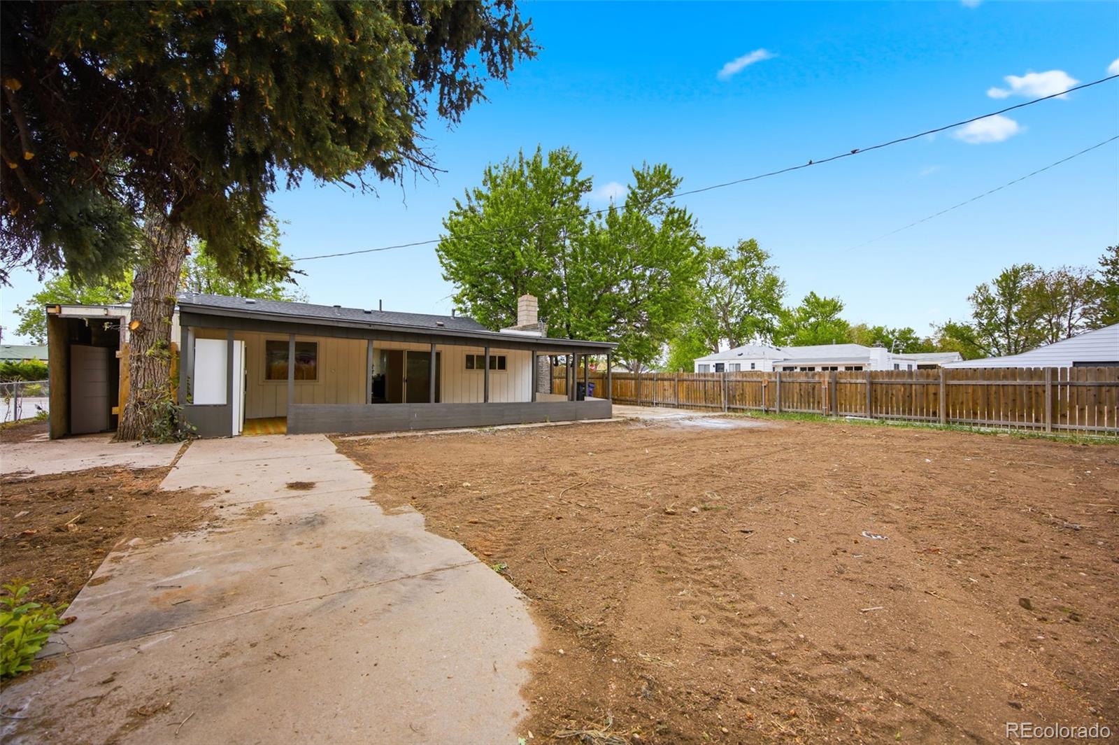 MLS Image #25 for 1995 s hazel court,denver, Colorado