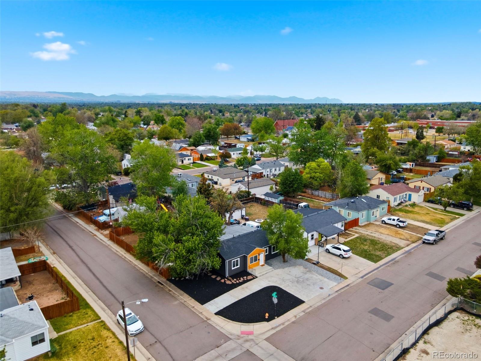 MLS Image #27 for 1995 s hazel court,denver, Colorado