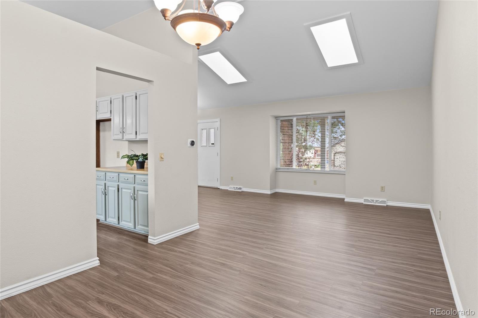 MLS Image #5 for 3737 s walden street,aurora, Colorado