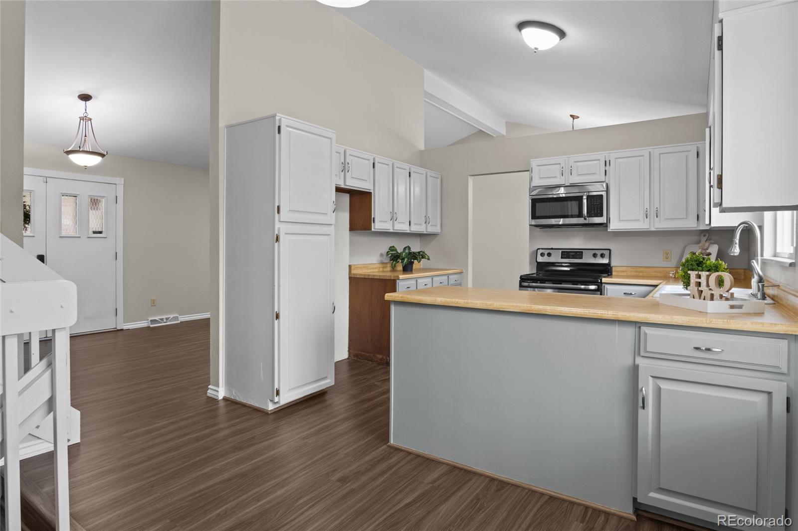 MLS Image #7 for 3737 s walden street,aurora, Colorado