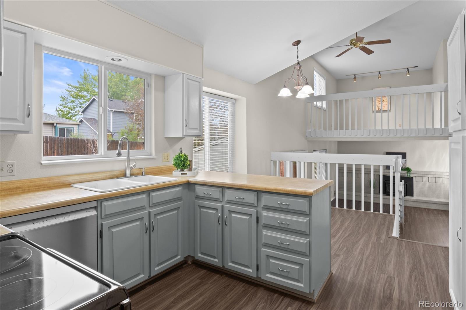 MLS Image #8 for 3737 s walden street,aurora, Colorado