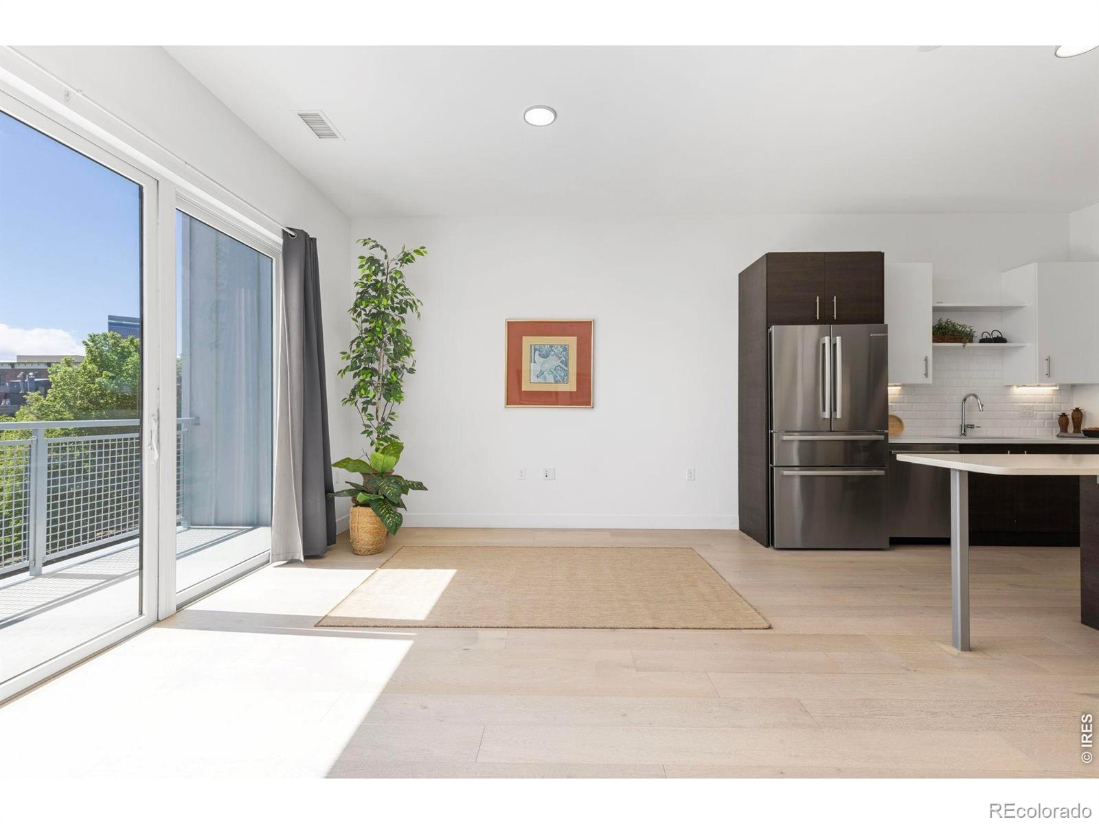 MLS Image #8 for 2525  arapahoe street,denver, Colorado