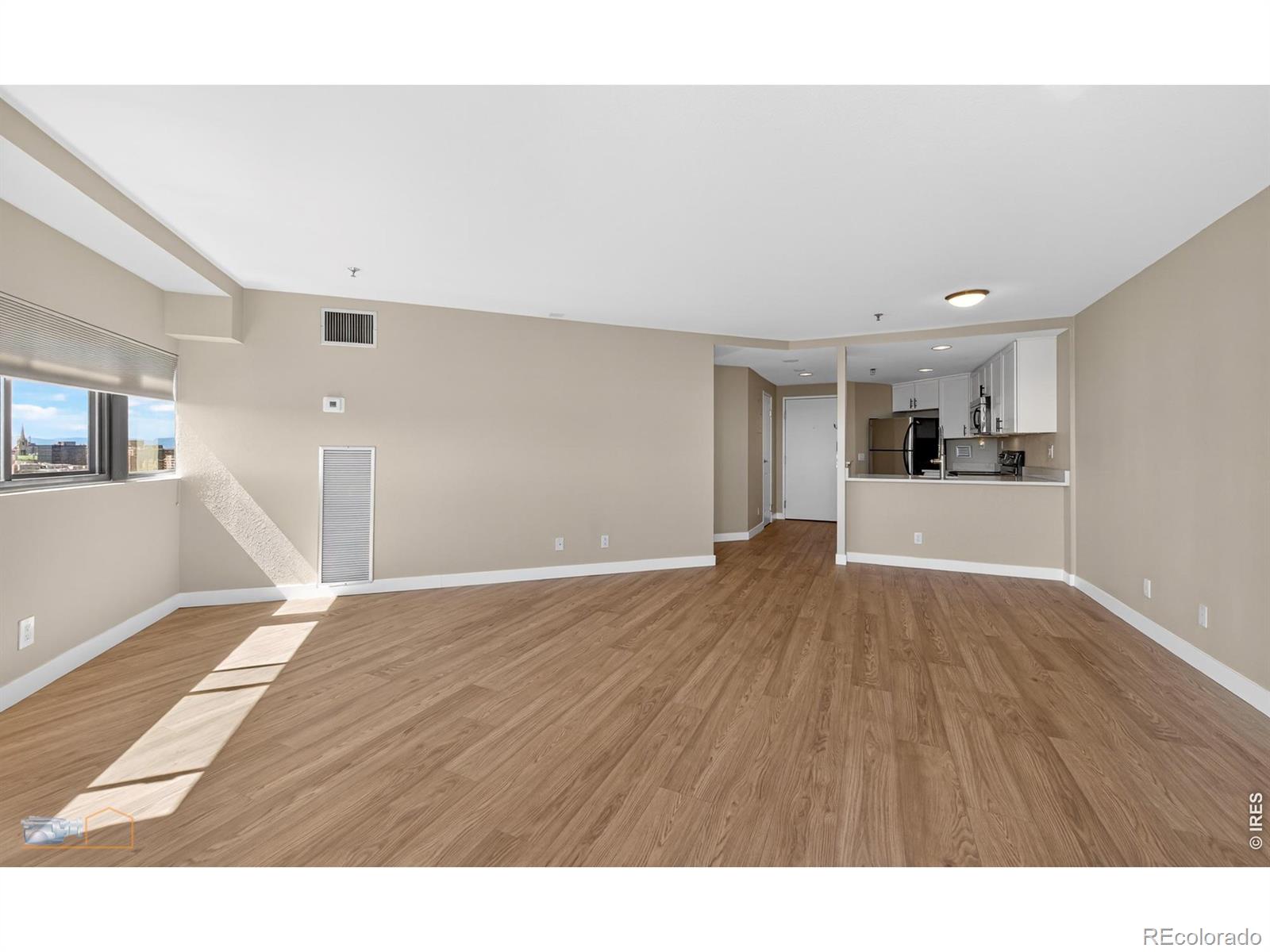 MLS Image #10 for 100  park avenue 1305,denver, Colorado
