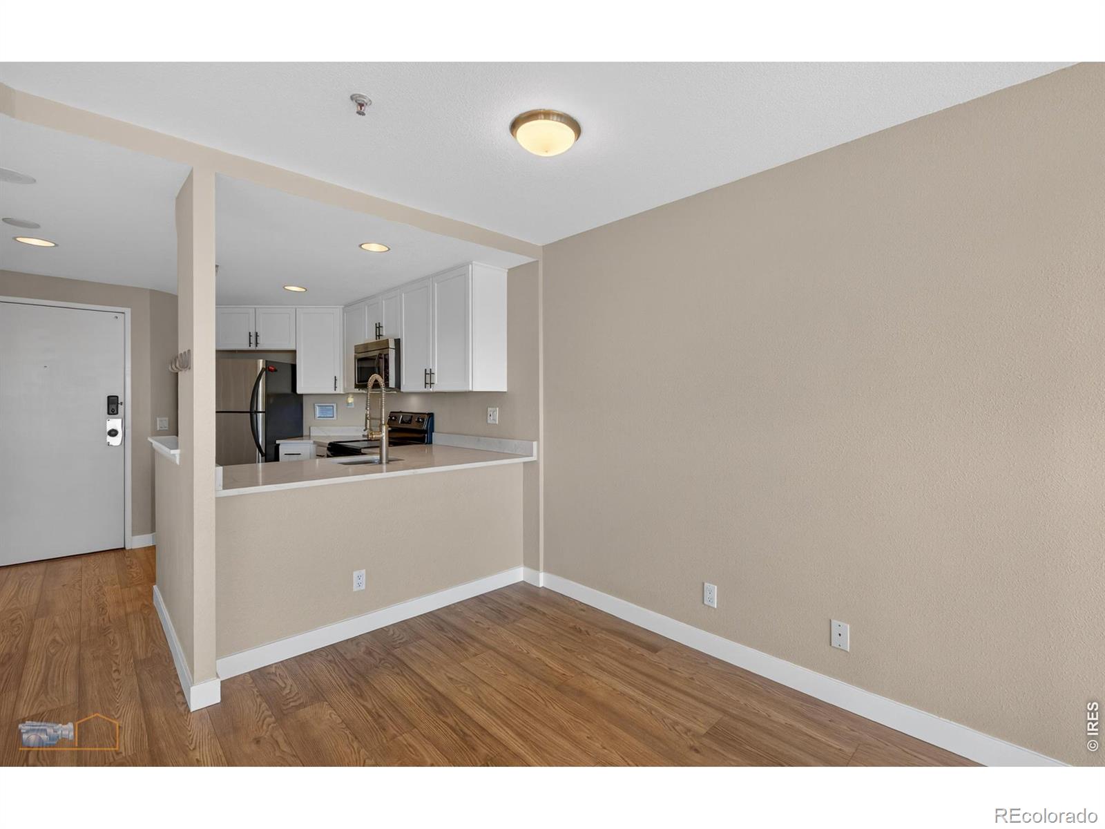 MLS Image #5 for 100  park avenue 1305,denver, Colorado