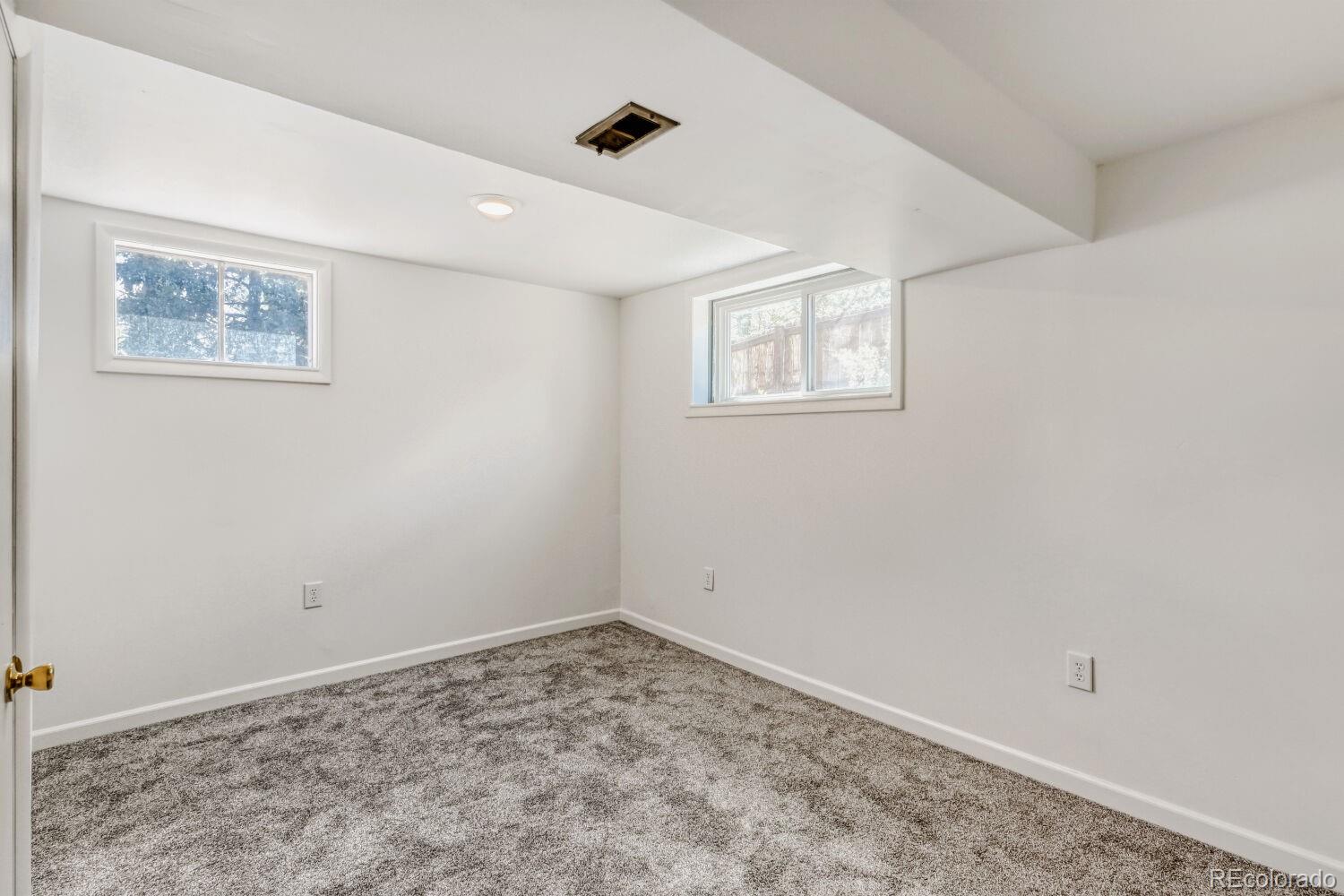 MLS Image #18 for 7934 e hampden circle,denver, Colorado