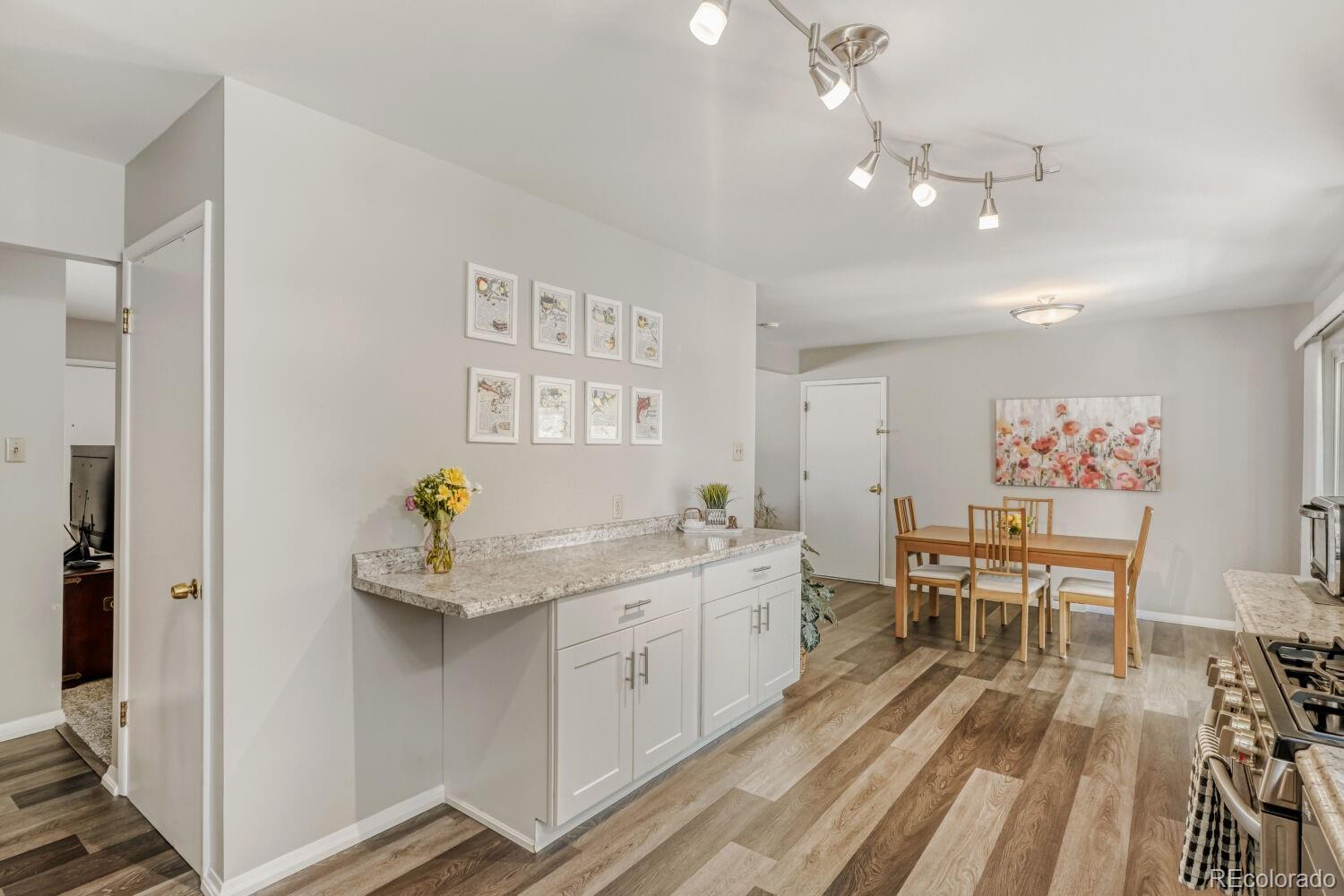 MLS Image #6 for 7934 e hampden circle,denver, Colorado
