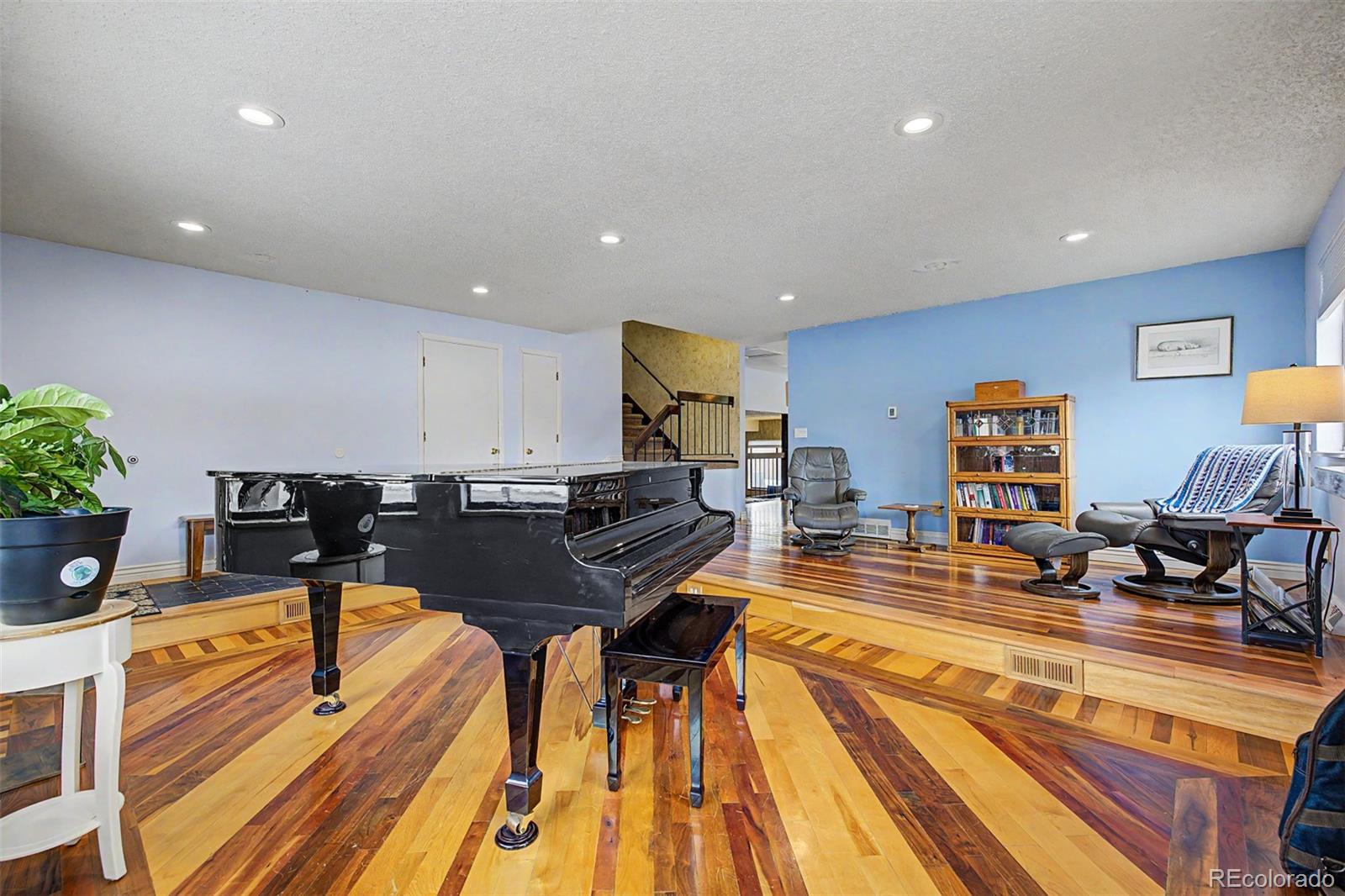 MLS Image #7 for 9309 w 76th avenue,arvada, Colorado