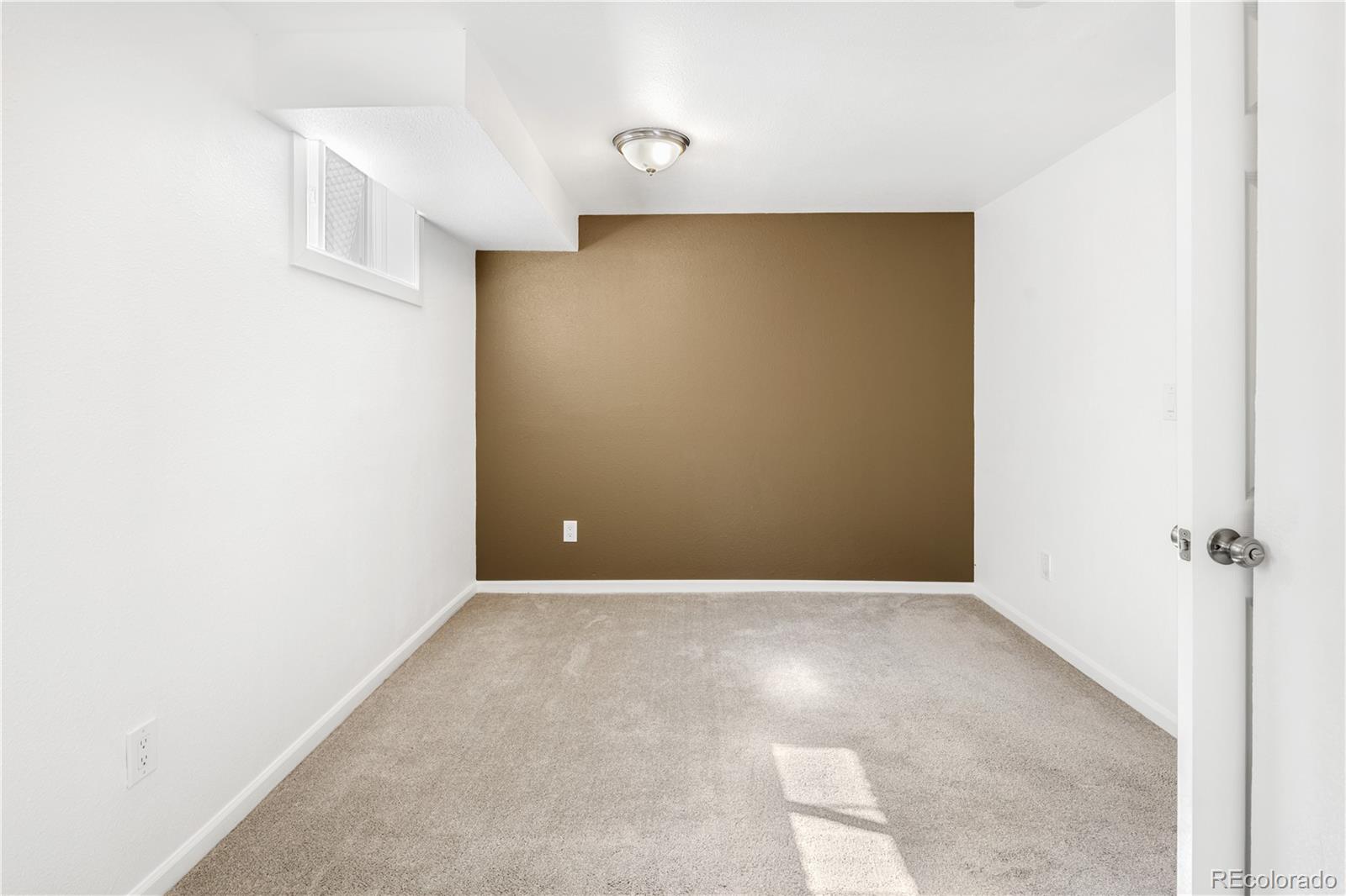 MLS Image #36 for 3035 n monaco st parkway,denver, Colorado