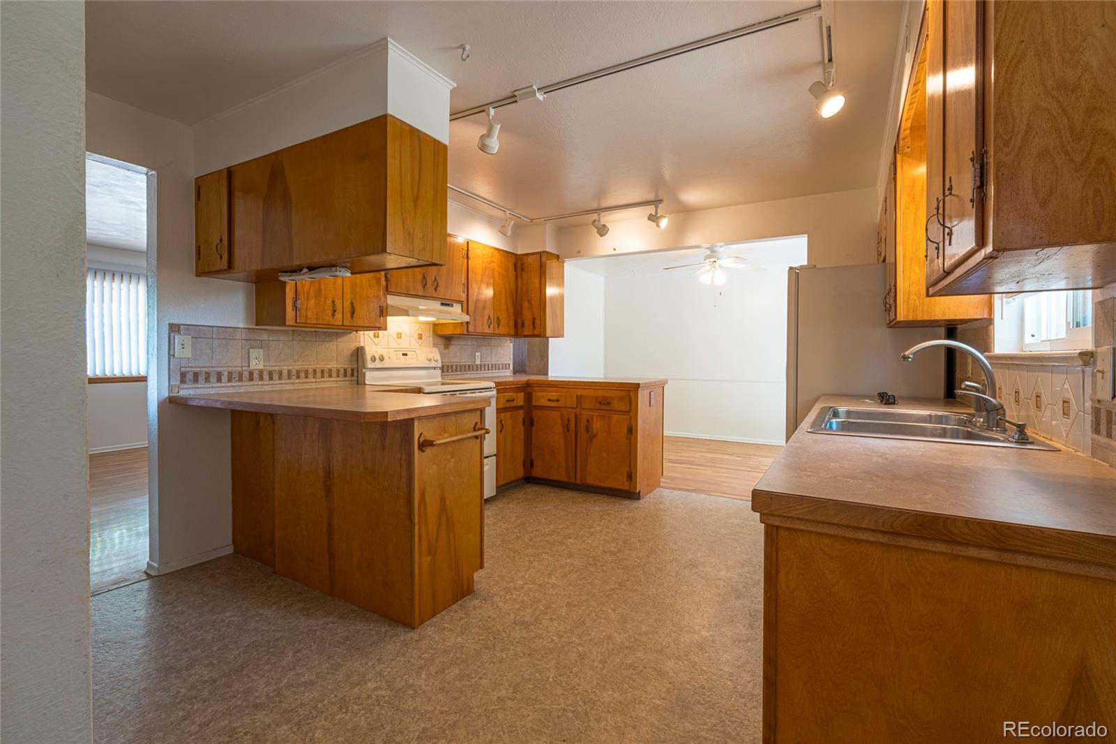 MLS Image #16 for 1495 w 10th avenue,broomfield, Colorado