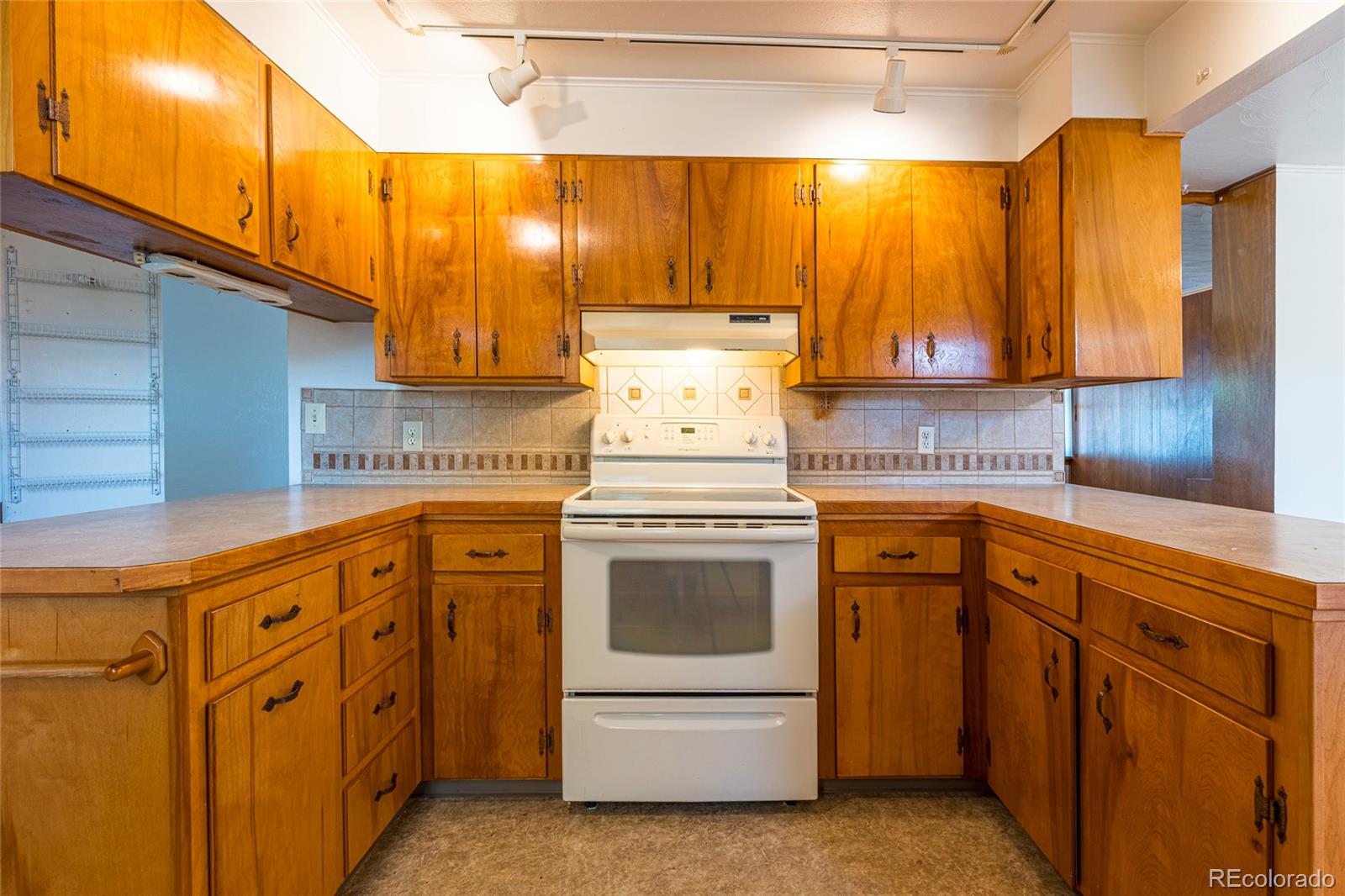 MLS Image #19 for 1495 w 10th avenue,broomfield, Colorado