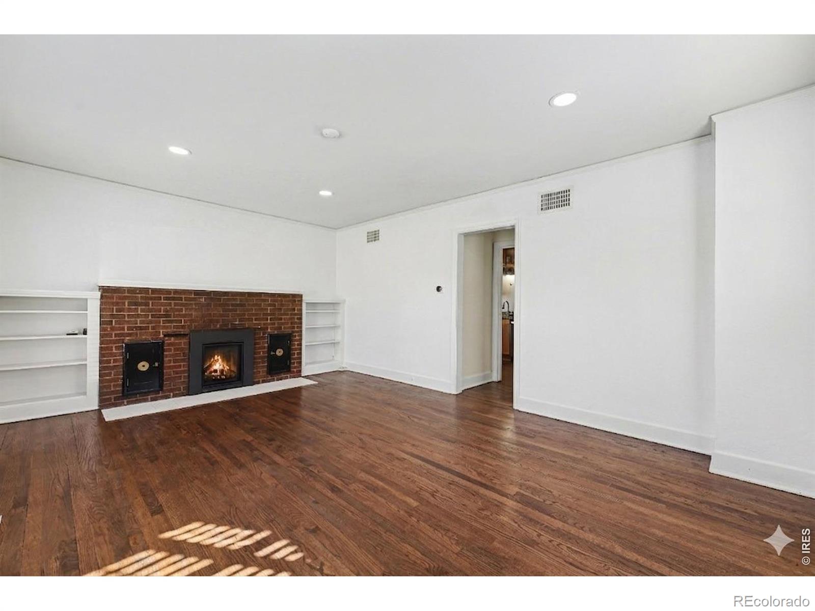 MLS Image #3 for 1058  jasmine street,denver, Colorado