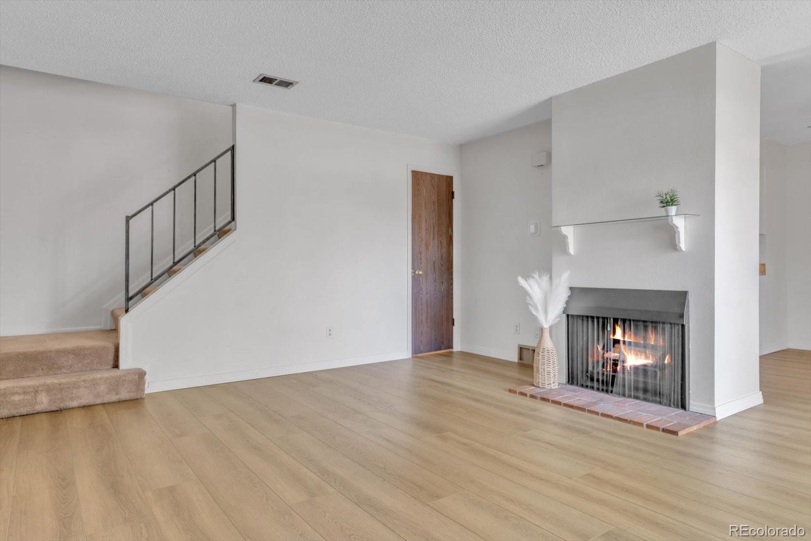 MLS Image #3 for 2036 w 101st avenue,thornton, Colorado