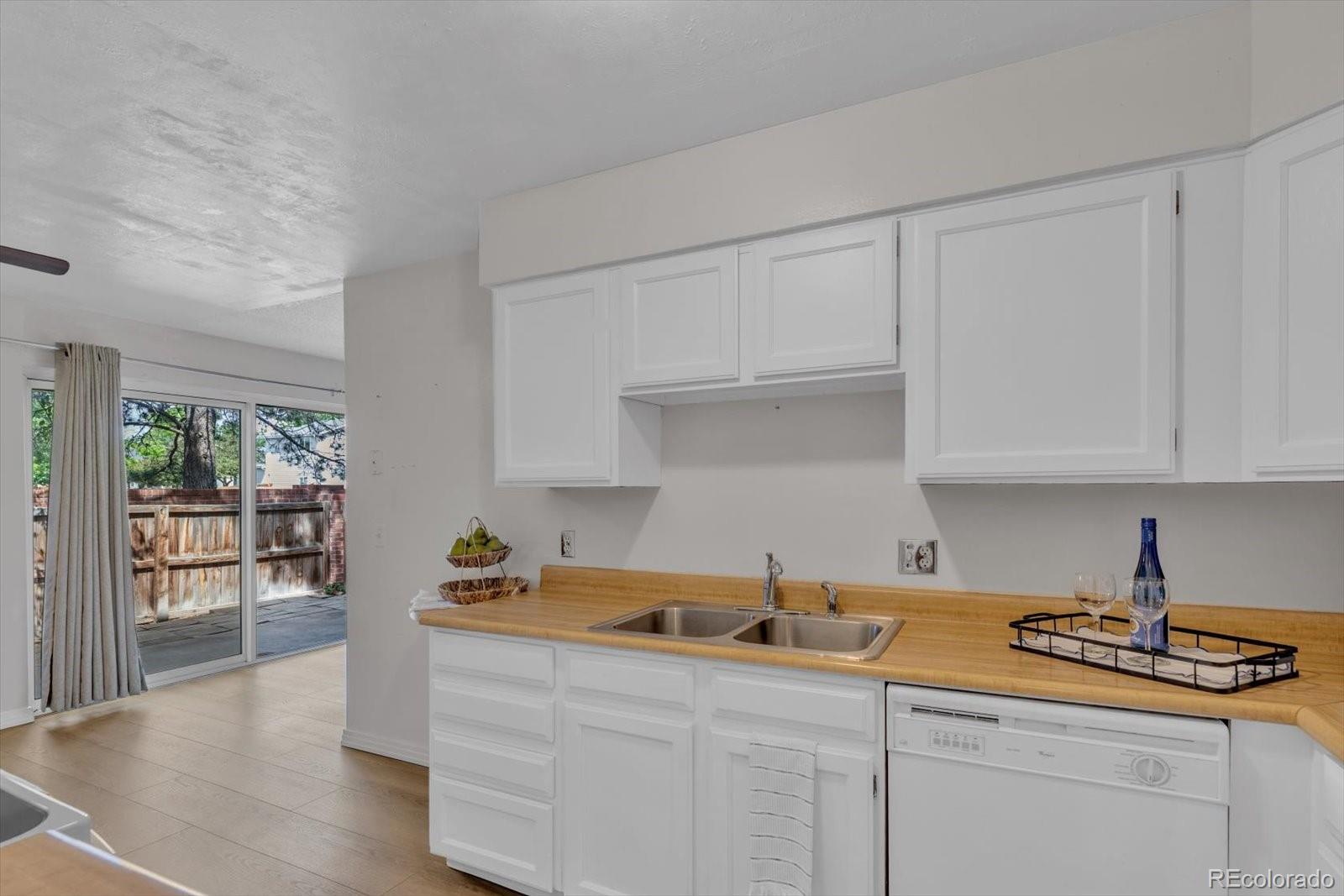 MLS Image #8 for 2036 w 101st avenue,thornton, Colorado