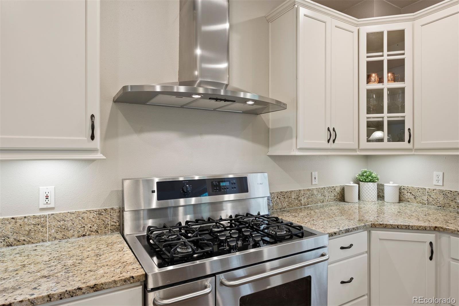 MLS Image #24 for 7433  tenby court,castle pines, Colorado