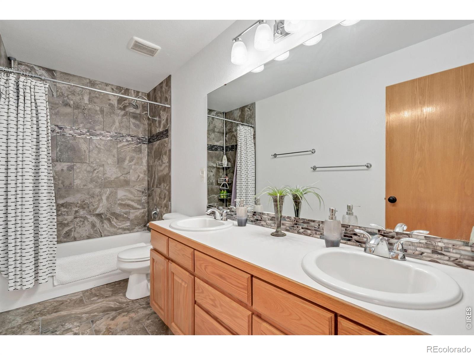 MLS Image #32 for 1727  huago court,loveland, Colorado