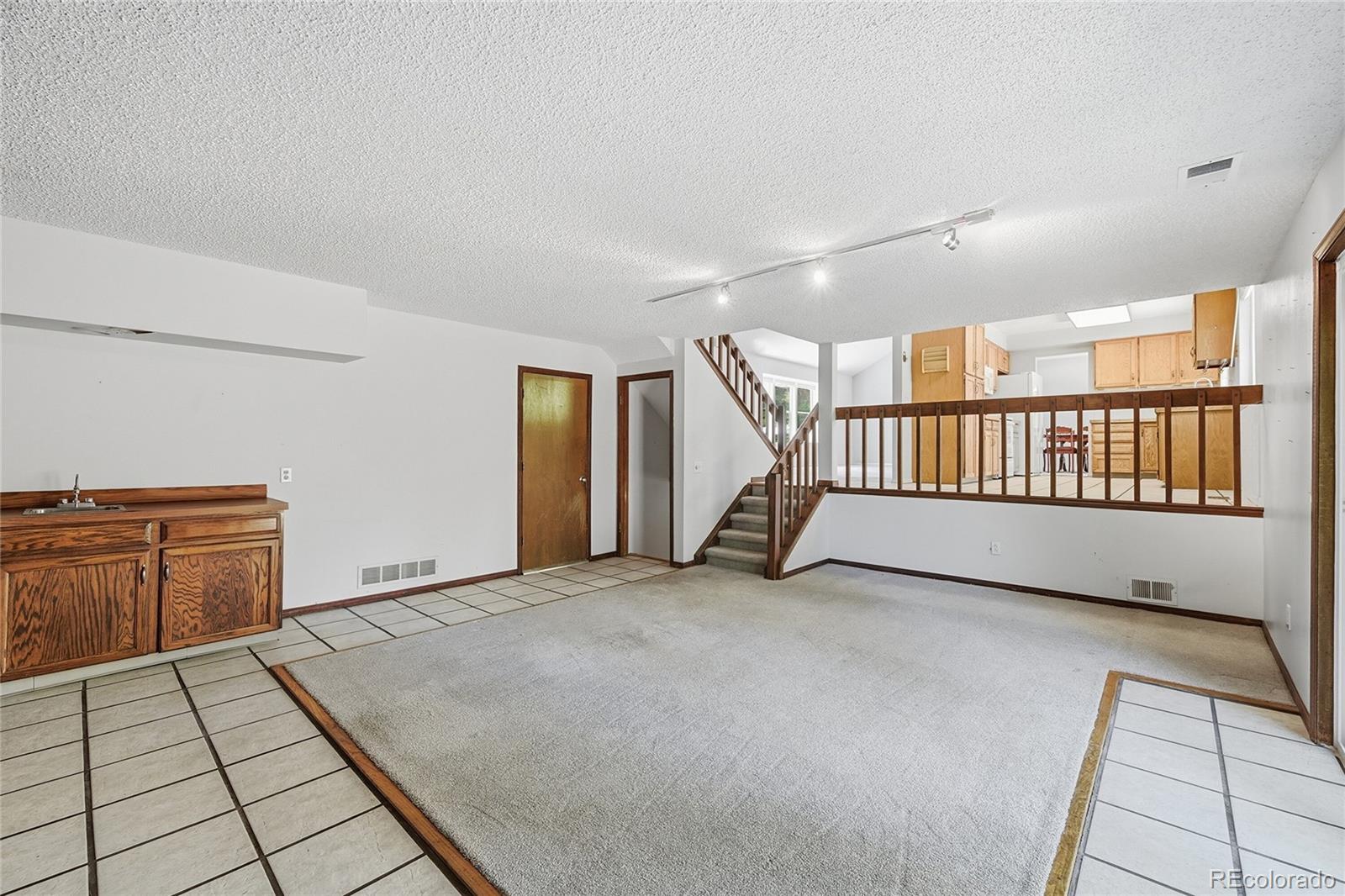 MLS Image #14 for 7711 s rosemary way,centennial, Colorado