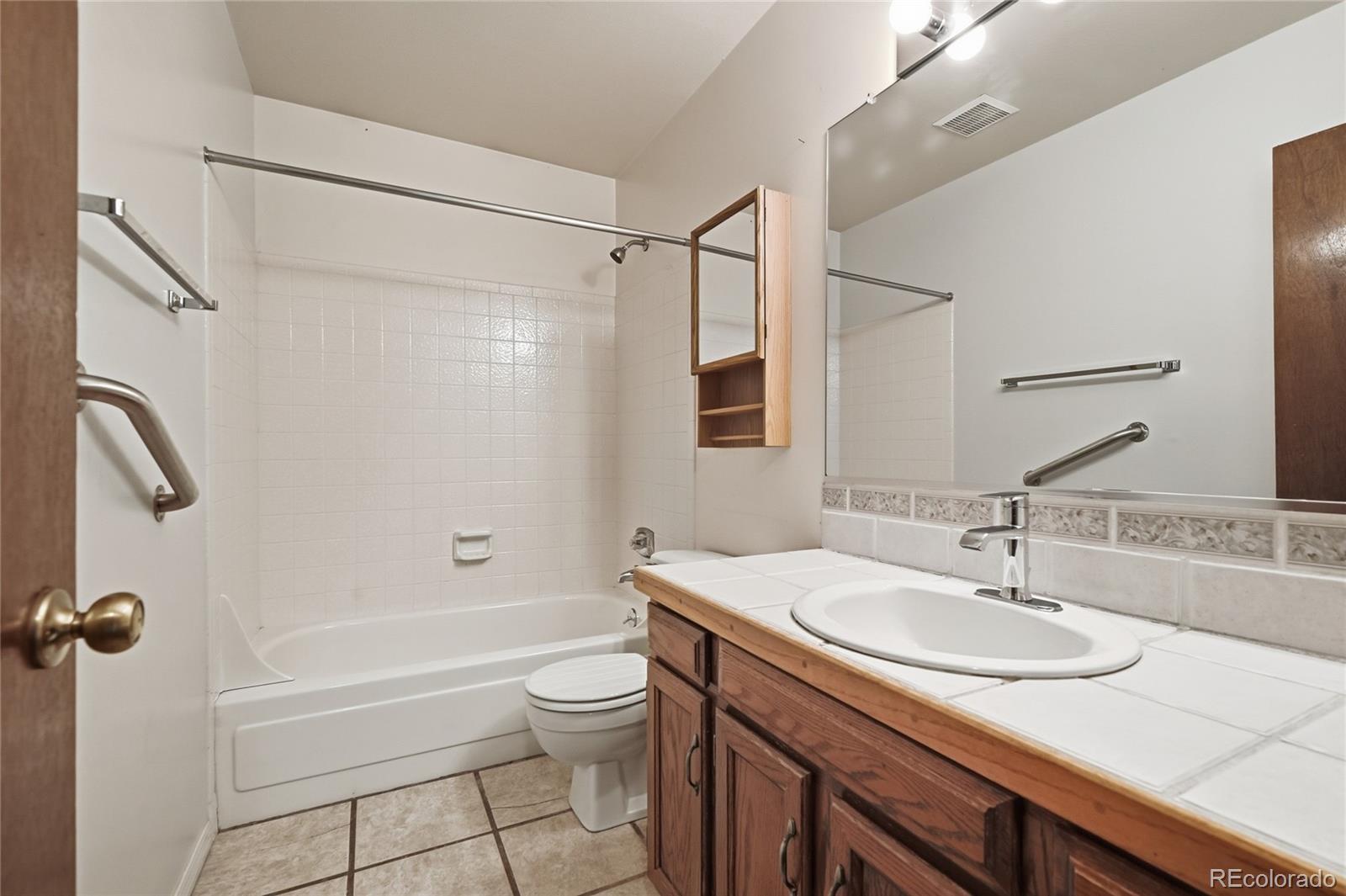MLS Image #24 for 7711 s rosemary way,centennial, Colorado