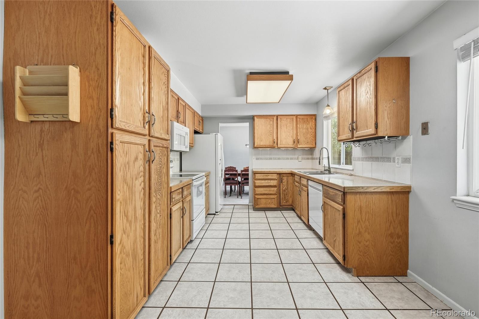MLS Image #9 for 7711 s rosemary way,centennial, Colorado