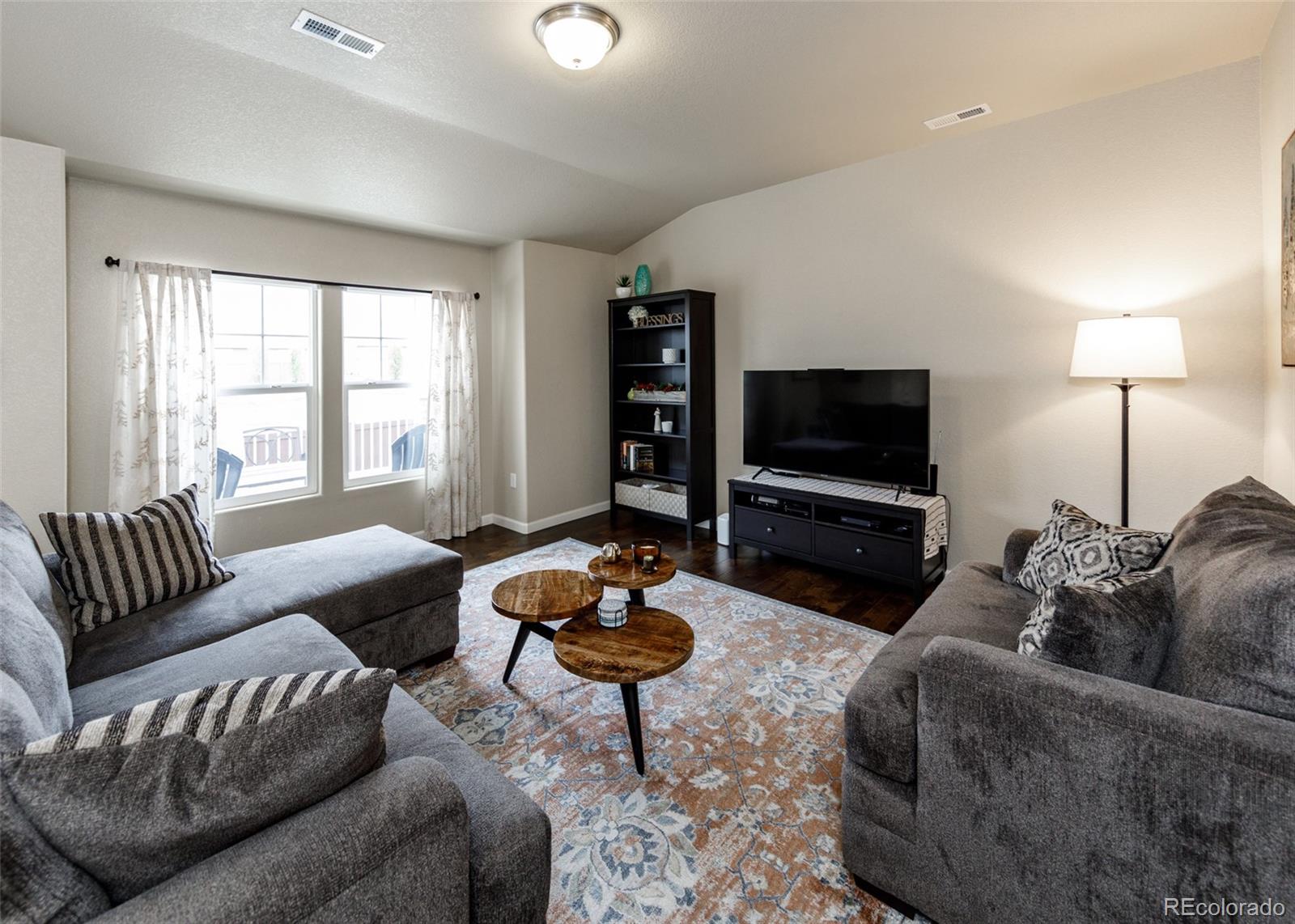 MLS Image #4 for 5640  shamrock heights,colorado springs, Colorado