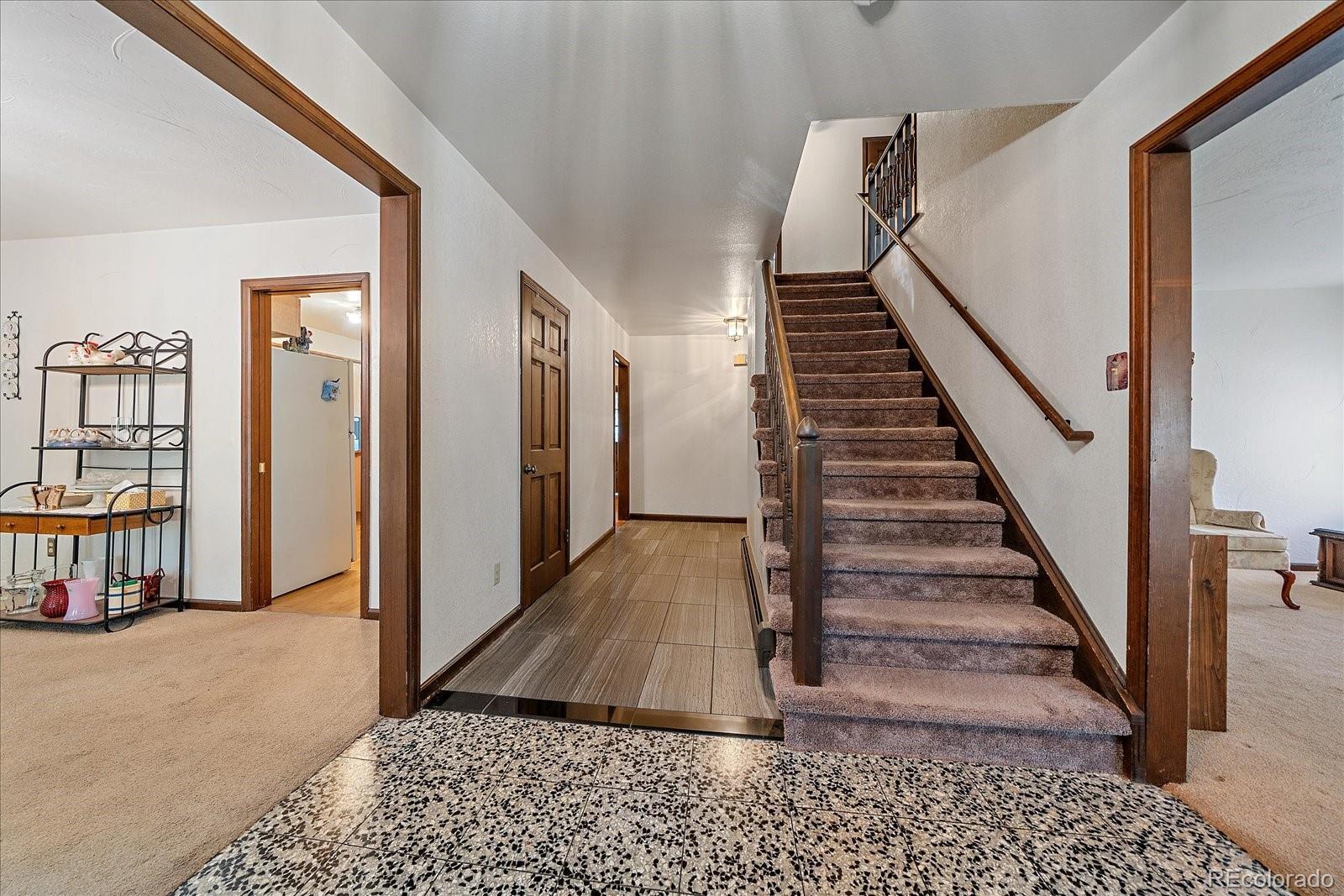 MLS Image #3 for 3121  oak street,lakewood, Colorado
