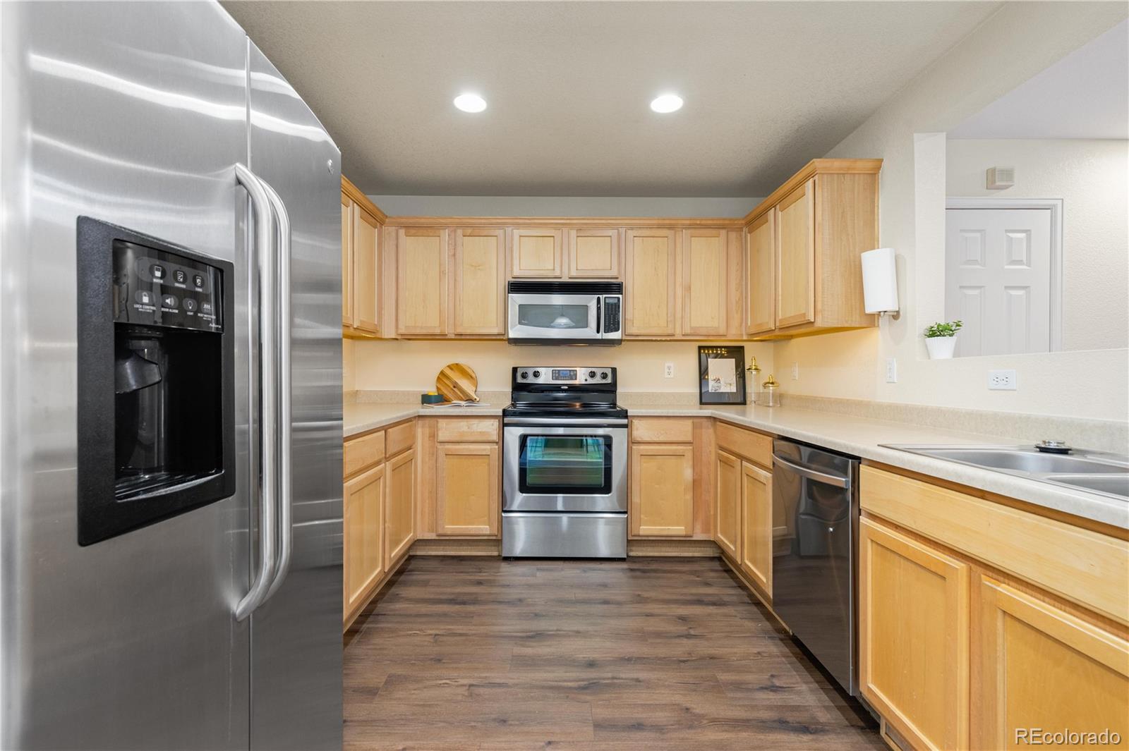 MLS Image #9 for 3601 e 94th avenue,thornton, Colorado