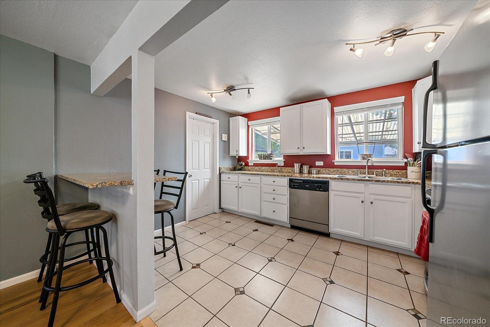 MLS Image #7 for 3040  grape street,denver, Colorado