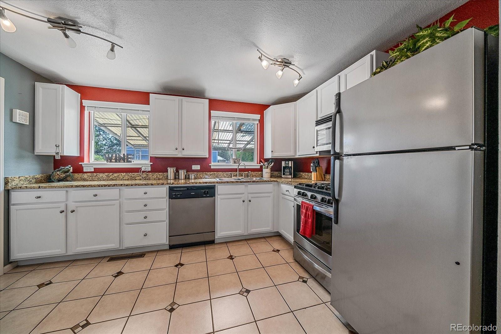 MLS Image #8 for 3040  grape street,denver, Colorado