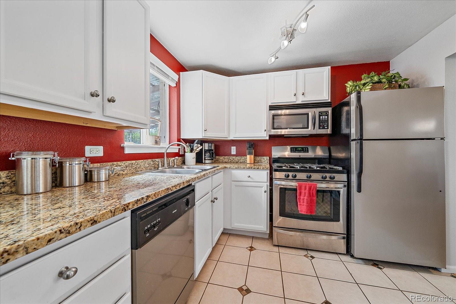 MLS Image #9 for 3040  grape street,denver, Colorado
