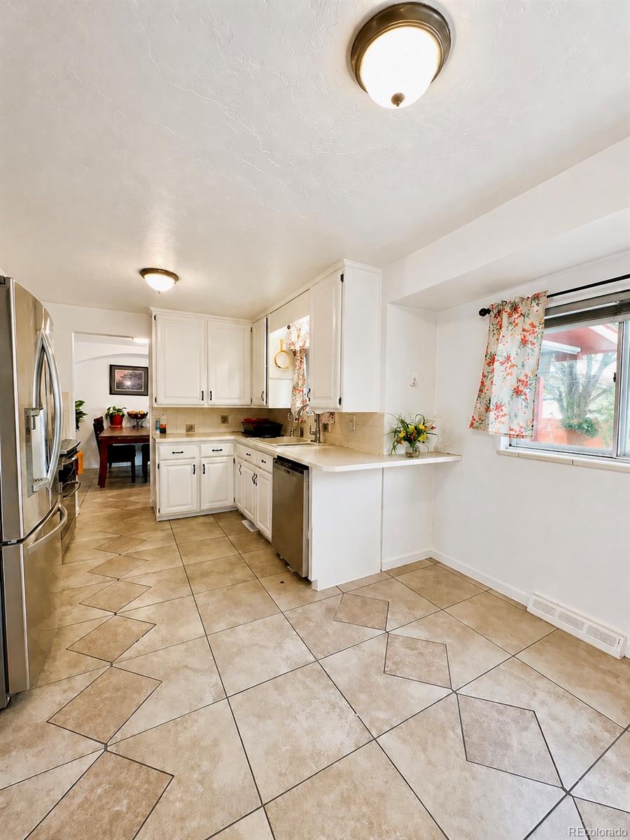 MLS Image #6 for 12882 e center avenue,aurora, Colorado