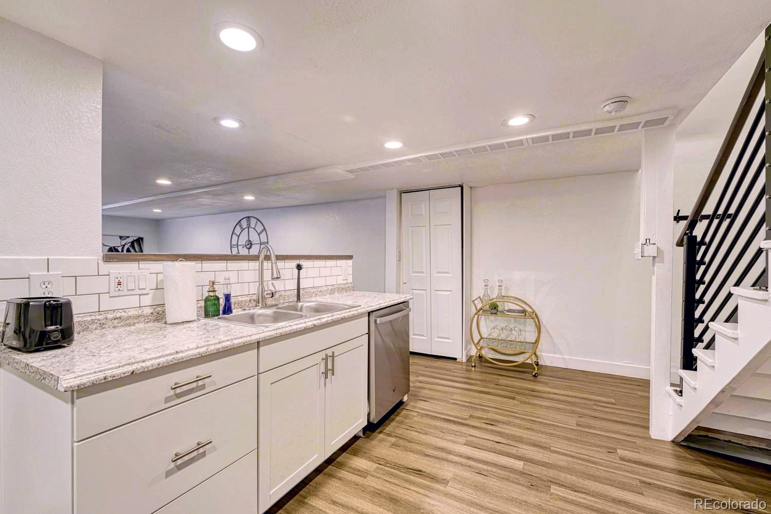 MLS Image #38 for 4111 s galapago street,englewood, Colorado