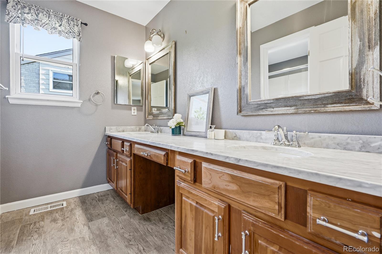 MLS Image #33 for 8927  green meadows lane,highlands ranch, Colorado