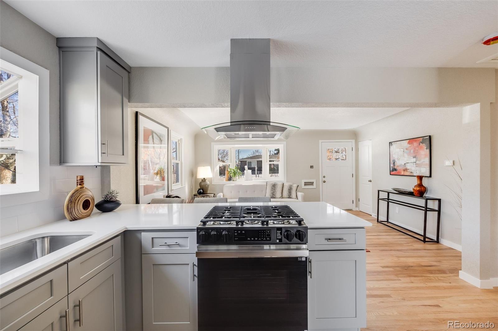 MLS Image #11 for 4745 s sherman street,englewood, Colorado