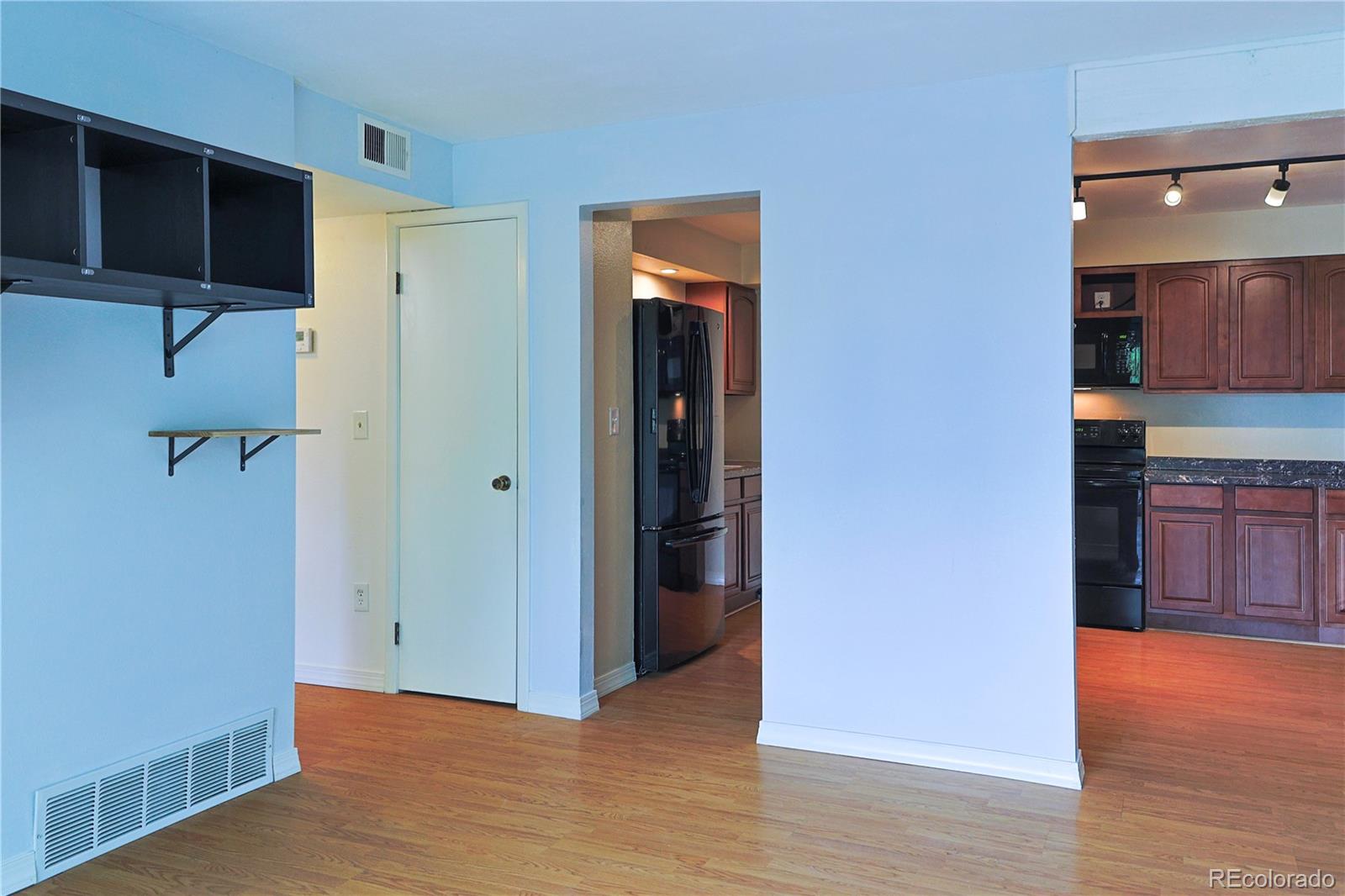 MLS Image #11 for 12143  melody drive 303,denver, Colorado