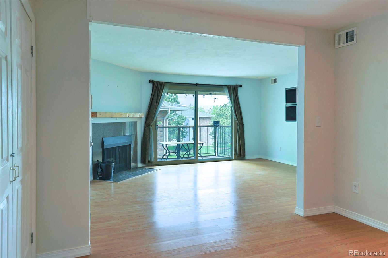 MLS Image #6 for 12143  melody drive 303,denver, Colorado