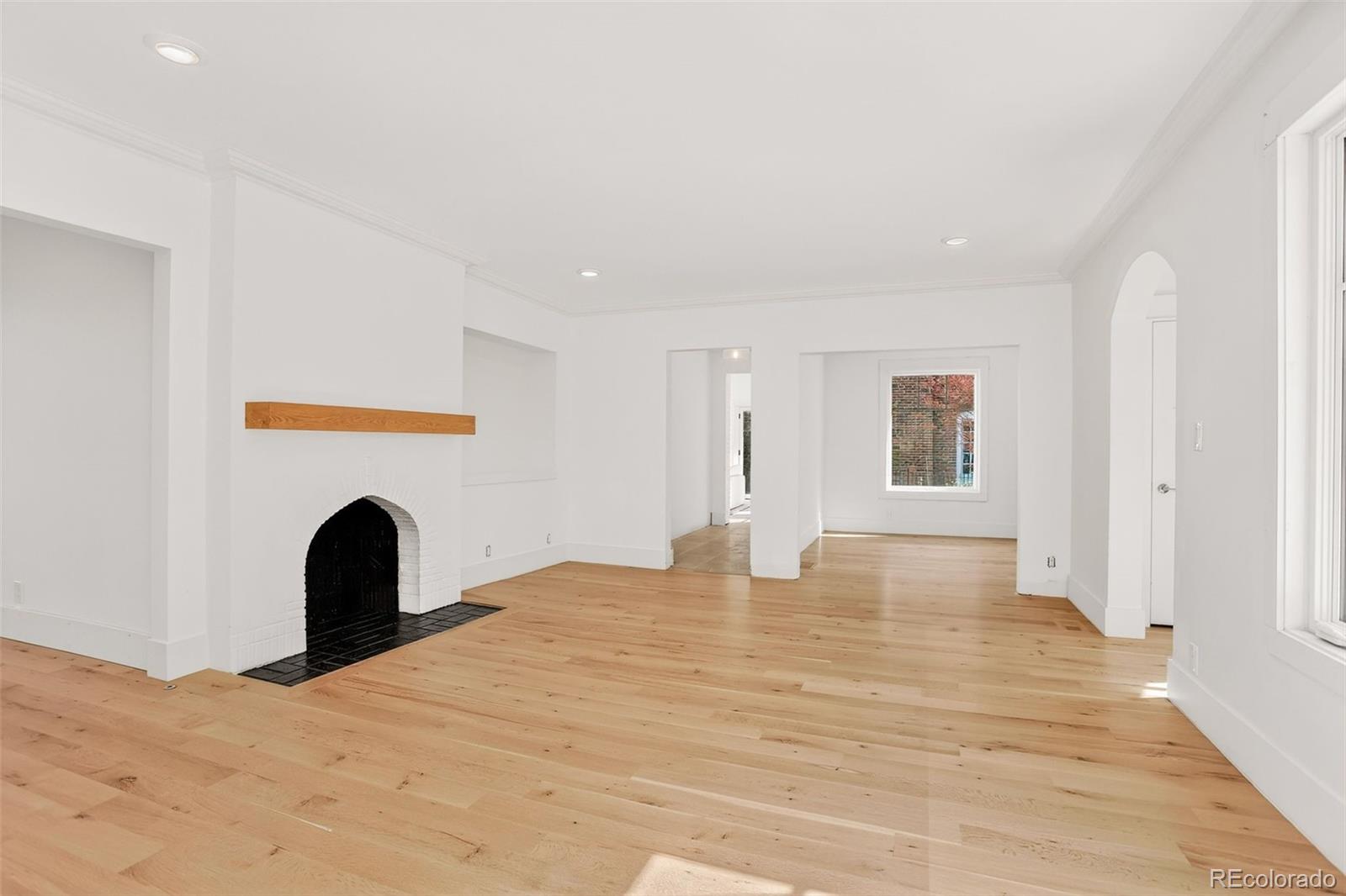 MLS Image #17 for 250  ash street,denver, Colorado