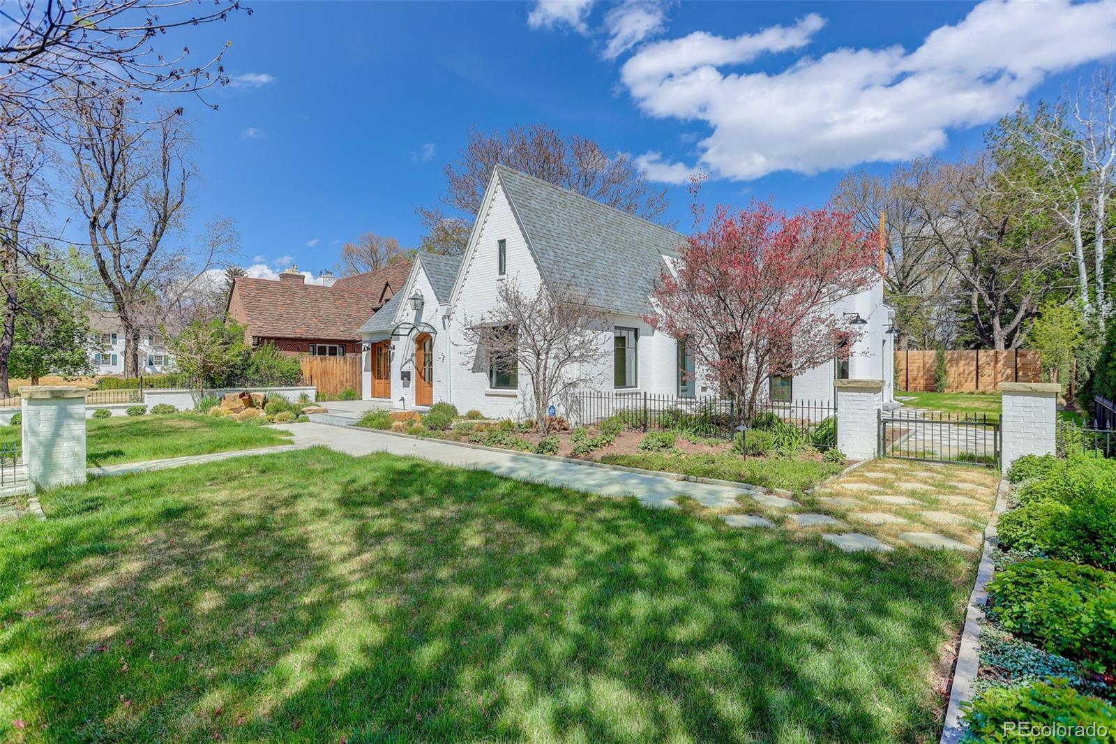 MLS Image #2 for 250  ash street,denver, Colorado
