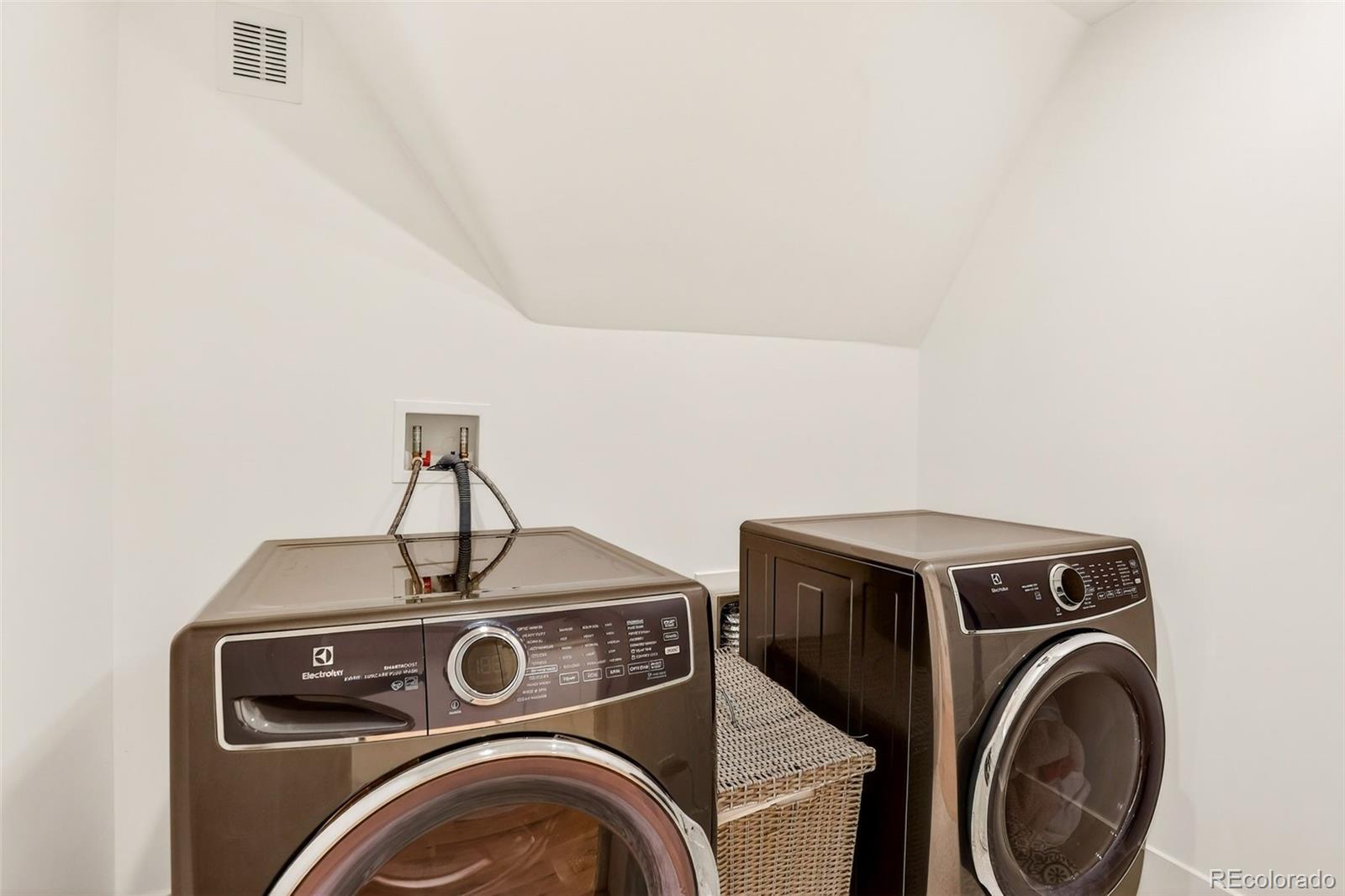 MLS Image #30 for 250  ash street,denver, Colorado